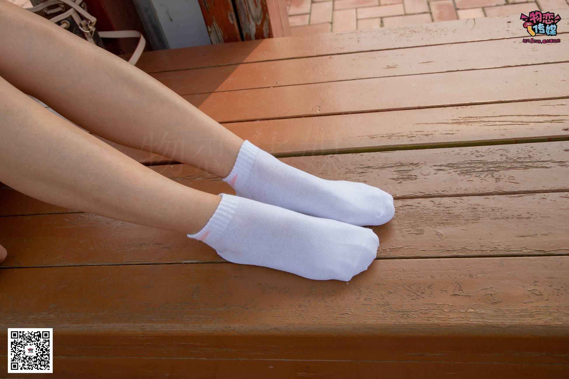 图片[20]-物恋传媒 No.032 清水出芙蓉,天然去雕饰,黑色跑鞋配纯纯白棉袜 [178P] – 速更版-美库