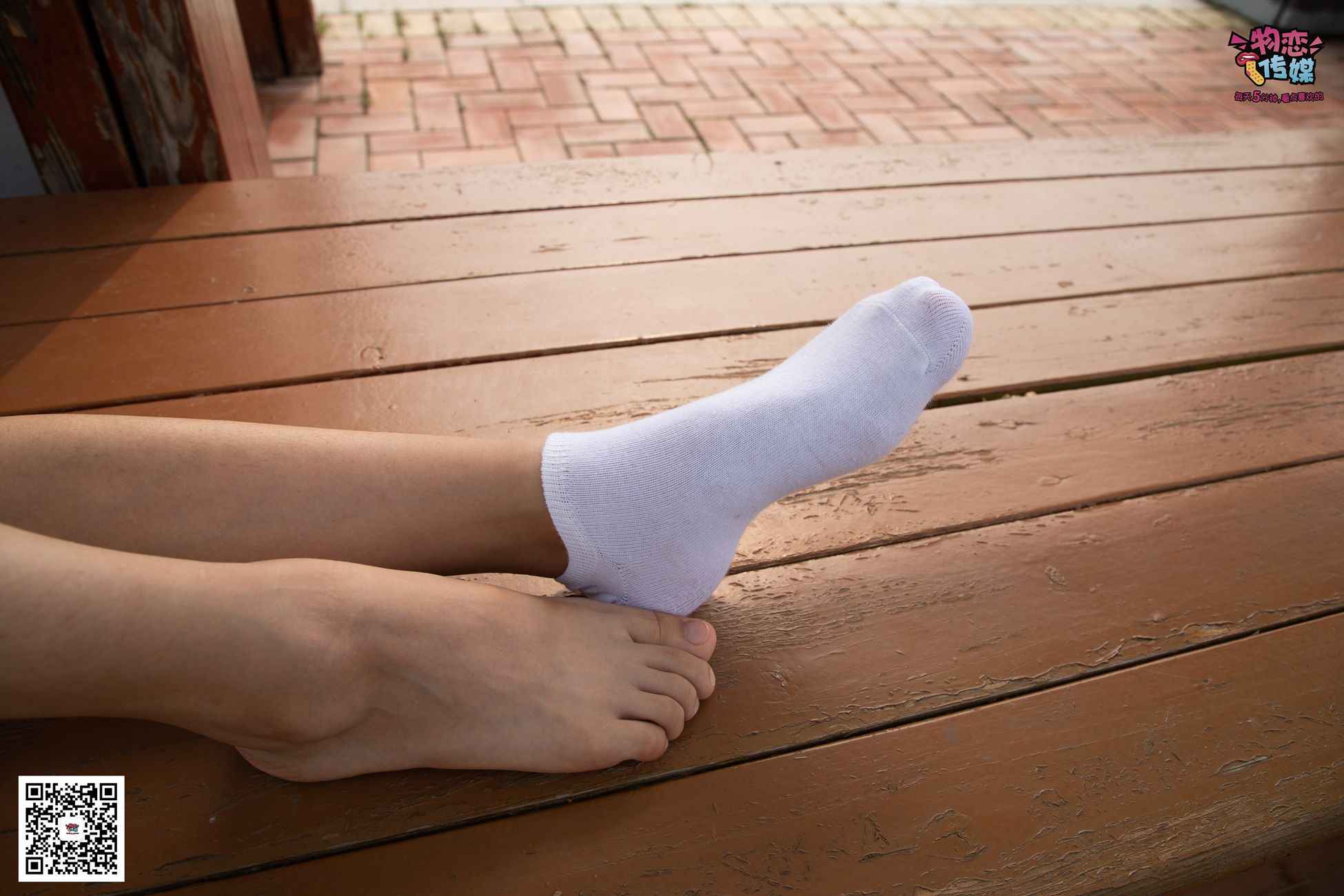 图片[43]-物恋传媒 No.032 清水出芙蓉,天然去雕饰,黑色跑鞋配纯纯白棉袜 [178P] – 速更版-美库