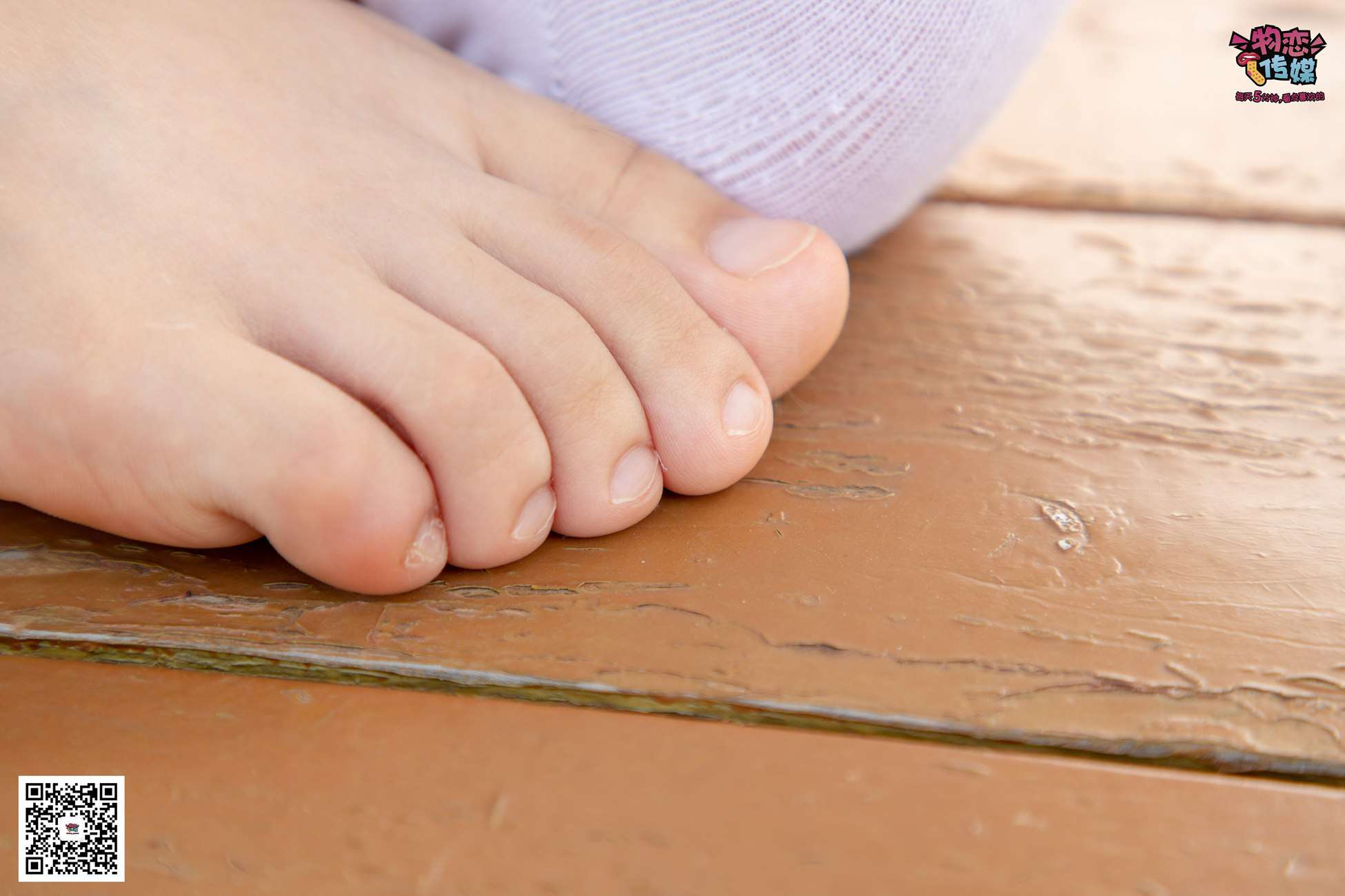 图片[46]-物恋传媒 No.032 清水出芙蓉,天然去雕饰,黑色跑鞋配纯纯白棉袜 [178P] – 速更版-美库