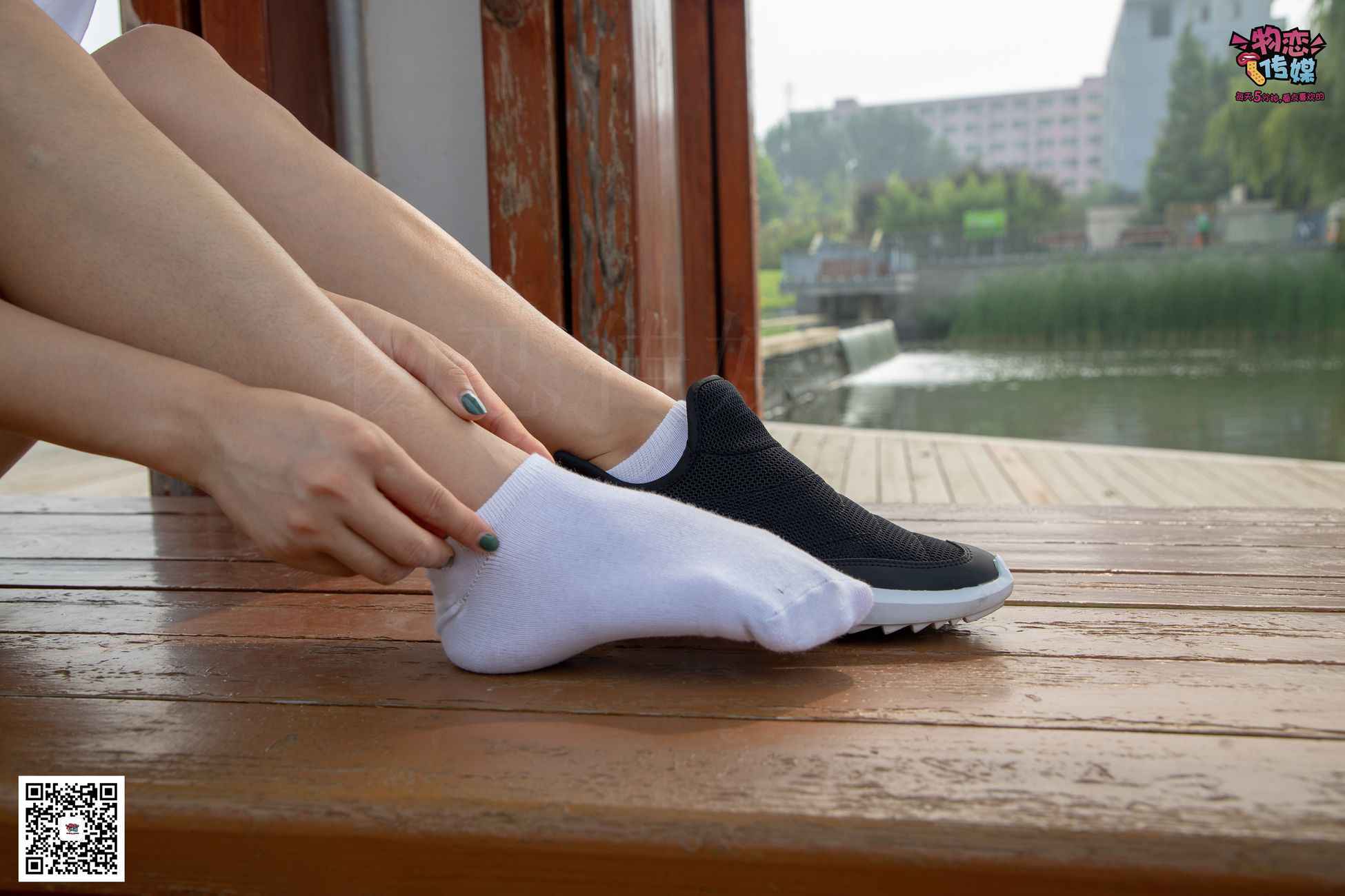 图片[92]-物恋传媒 No.032 清水出芙蓉,天然去雕饰,黑色跑鞋配纯纯白棉袜 [178P] – 速更版-美库