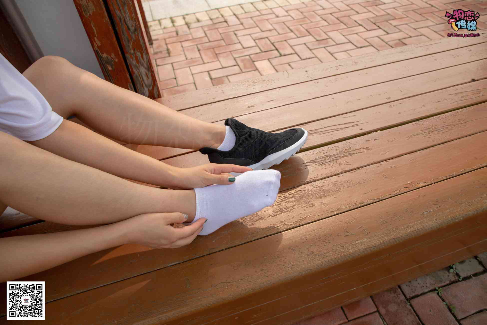 图片[96]-物恋传媒 No.032 清水出芙蓉,天然去雕饰,黑色跑鞋配纯纯白棉袜 [178P] – 速更版-美库
