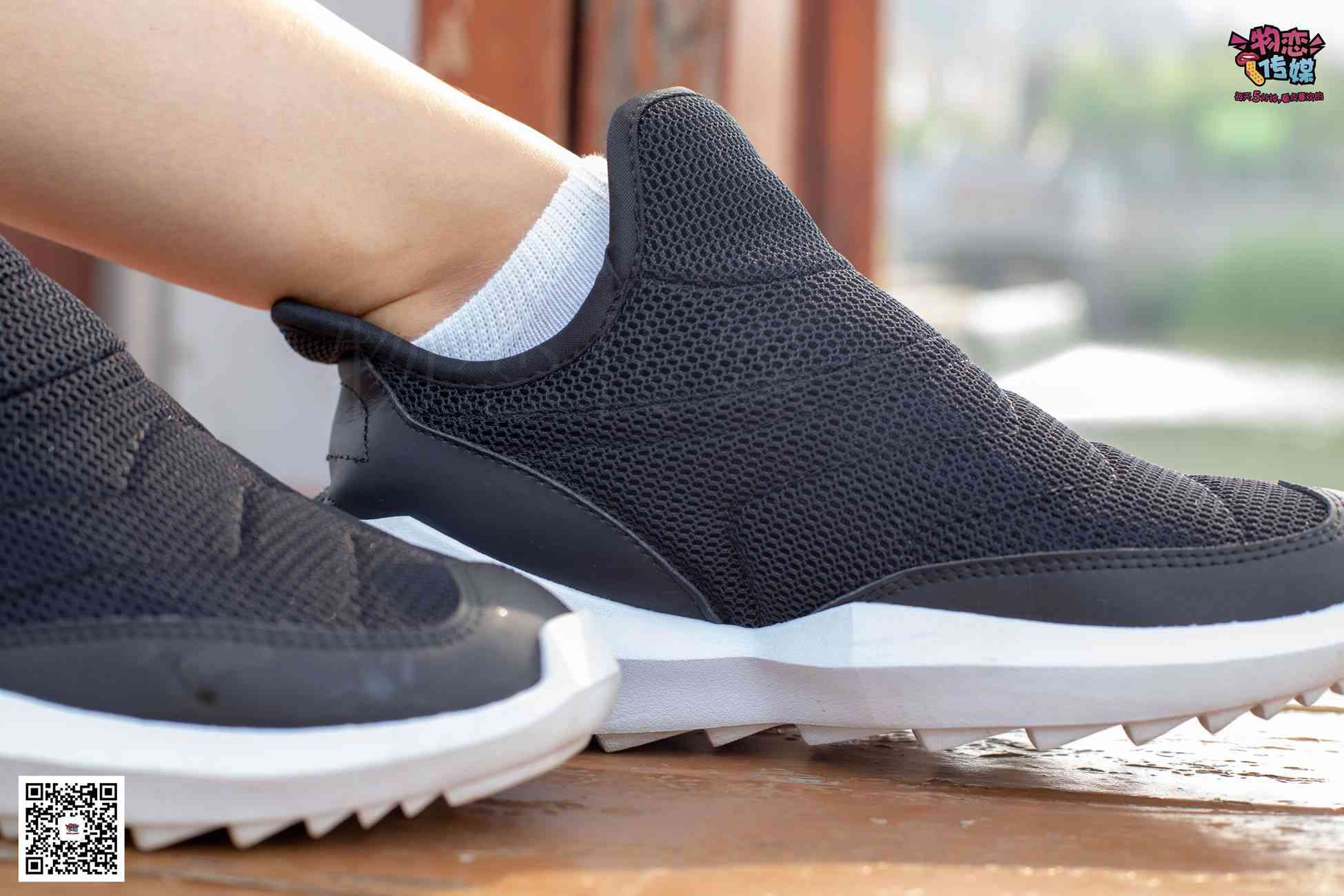 图片[112]-物恋传媒 No.032 清水出芙蓉,天然去雕饰,黑色跑鞋配纯纯白棉袜 [178P] – 速更版-美库