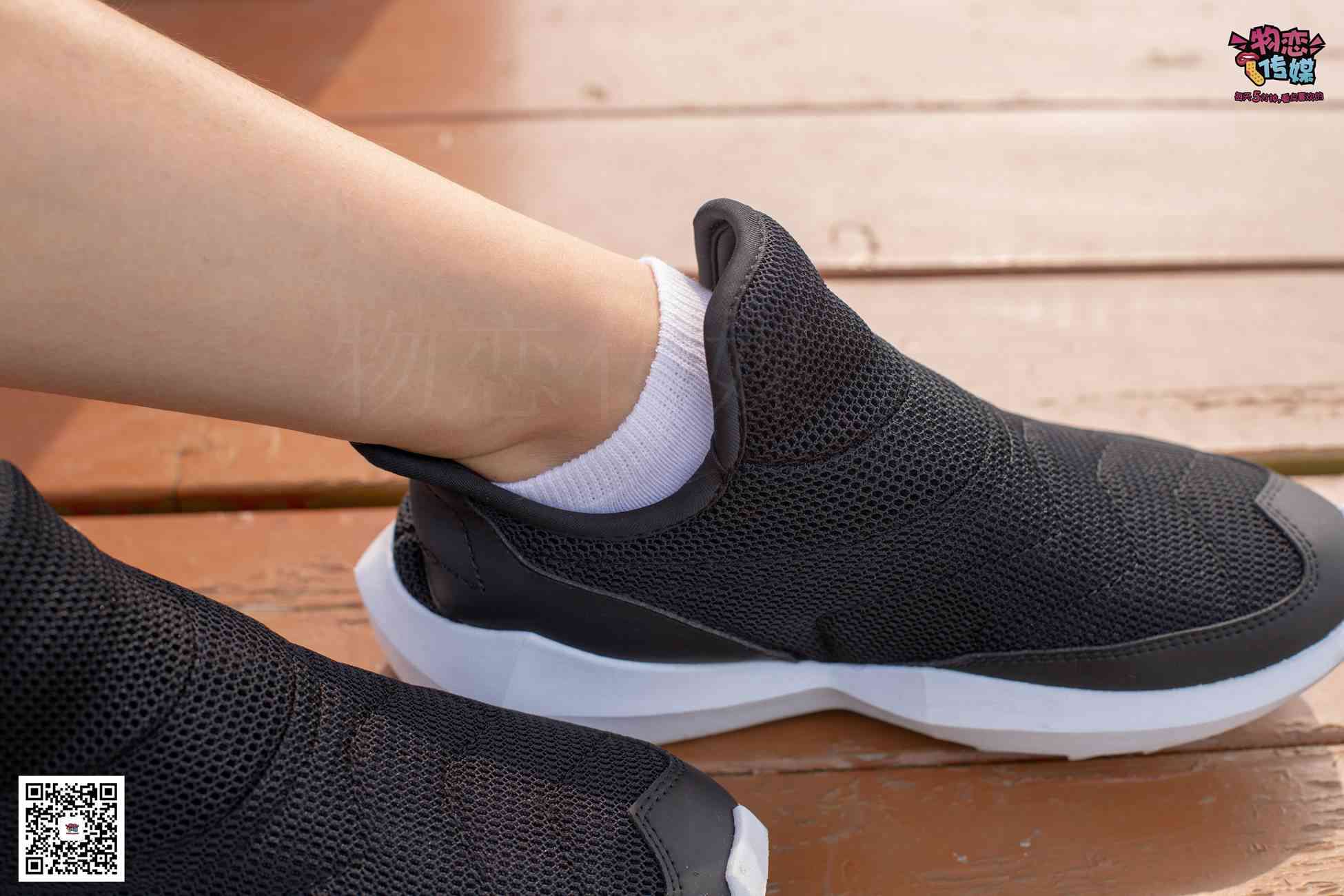 图片[119]-物恋传媒 No.032 清水出芙蓉,天然去雕饰,黑色跑鞋配纯纯白棉袜 [178P] – 速更版-美库