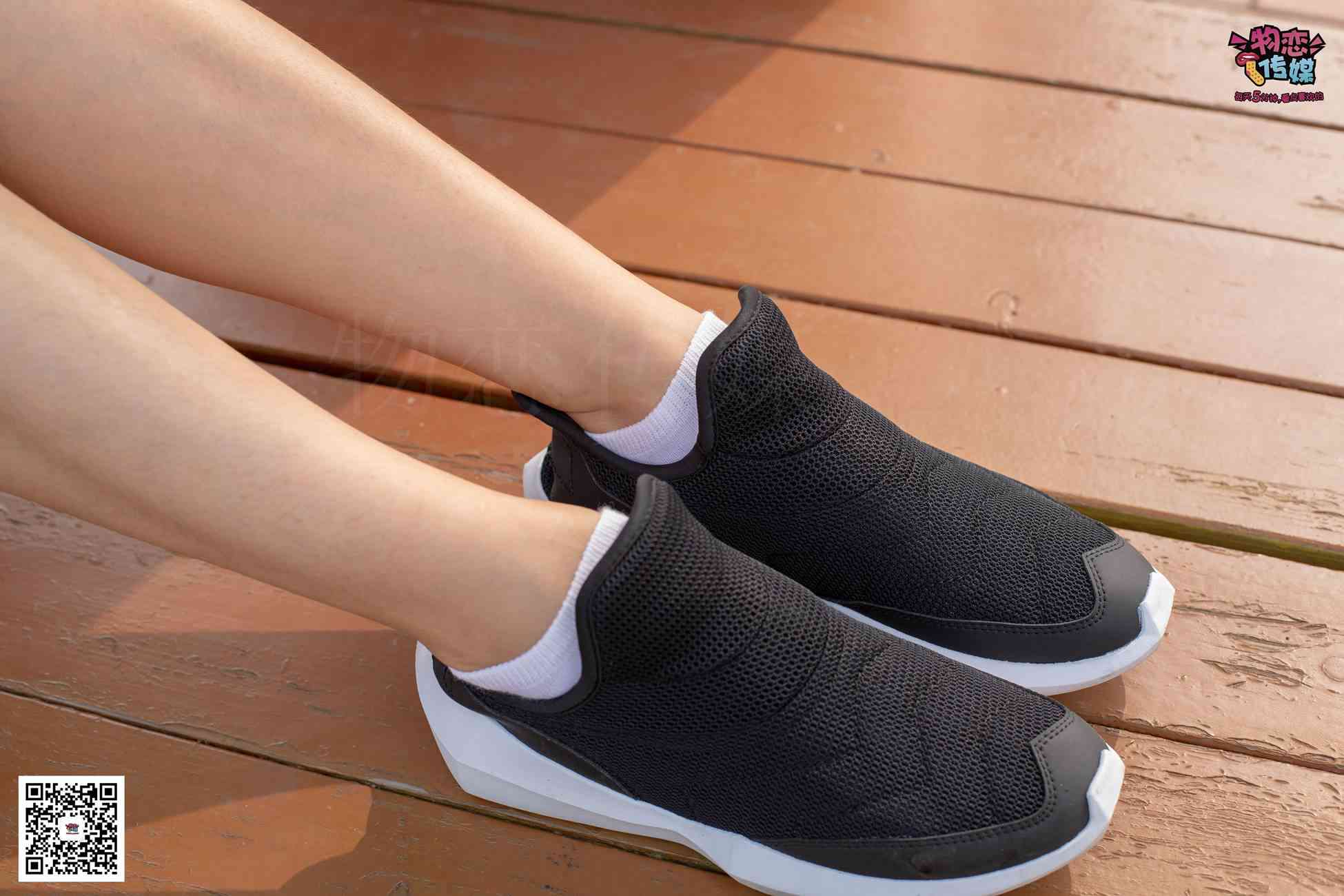 图片[120]-物恋传媒 No.032 清水出芙蓉,天然去雕饰,黑色跑鞋配纯纯白棉袜 [178P] – 速更版-美库