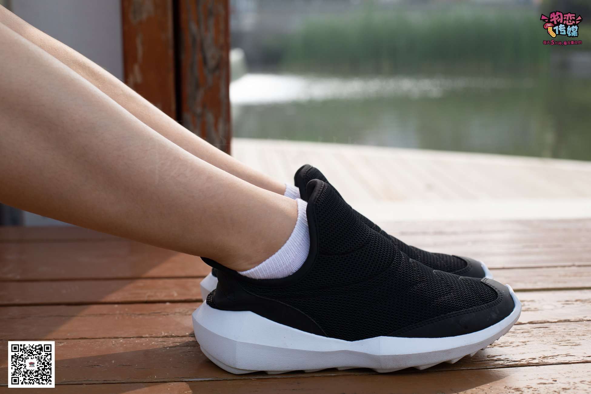 图片[121]-物恋传媒 No.032 清水出芙蓉,天然去雕饰,黑色跑鞋配纯纯白棉袜 [178P] – 速更版-美库