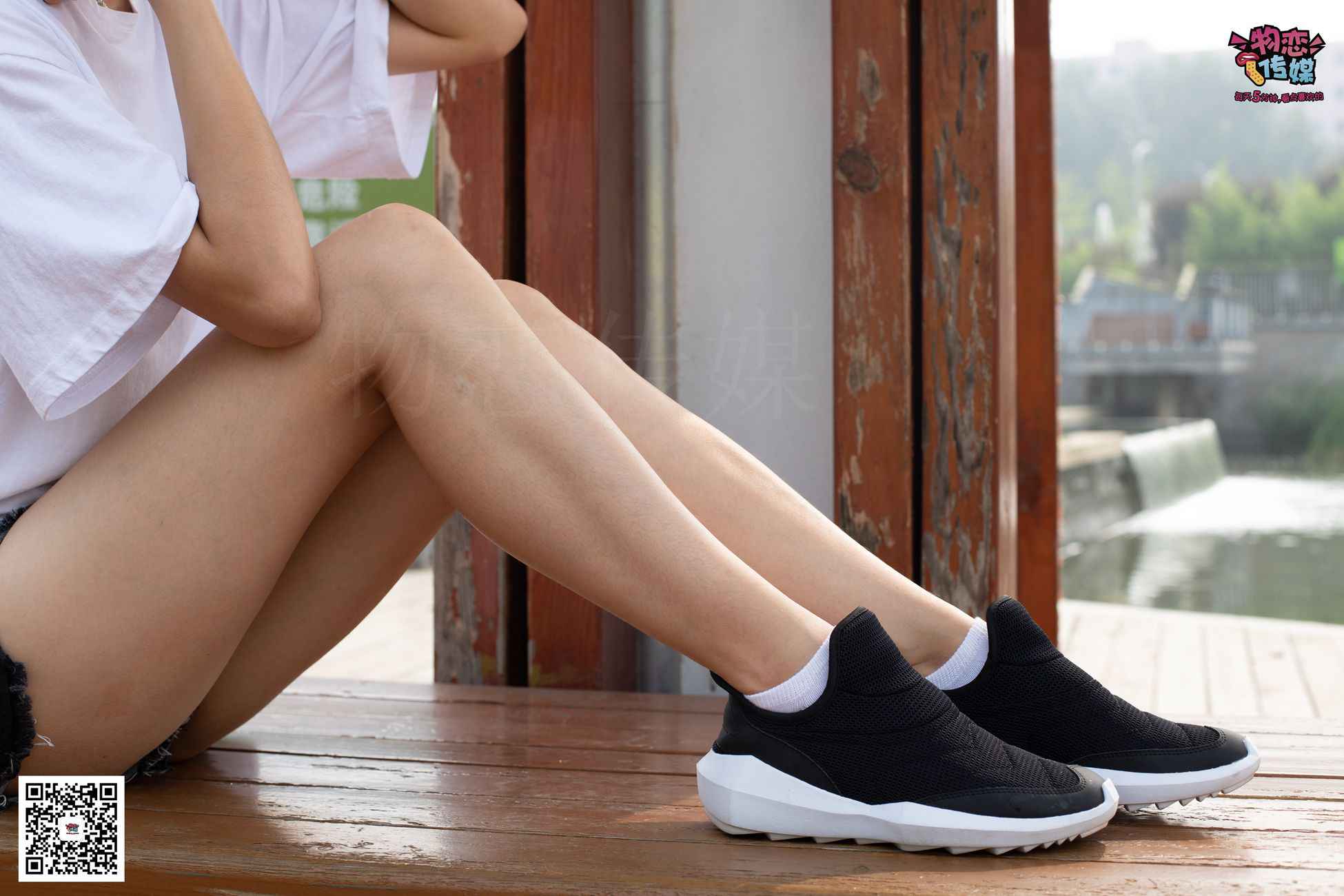 图片[127]-物恋传媒 No.032 清水出芙蓉,天然去雕饰,黑色跑鞋配纯纯白棉袜 [178P] – 速更版-美库