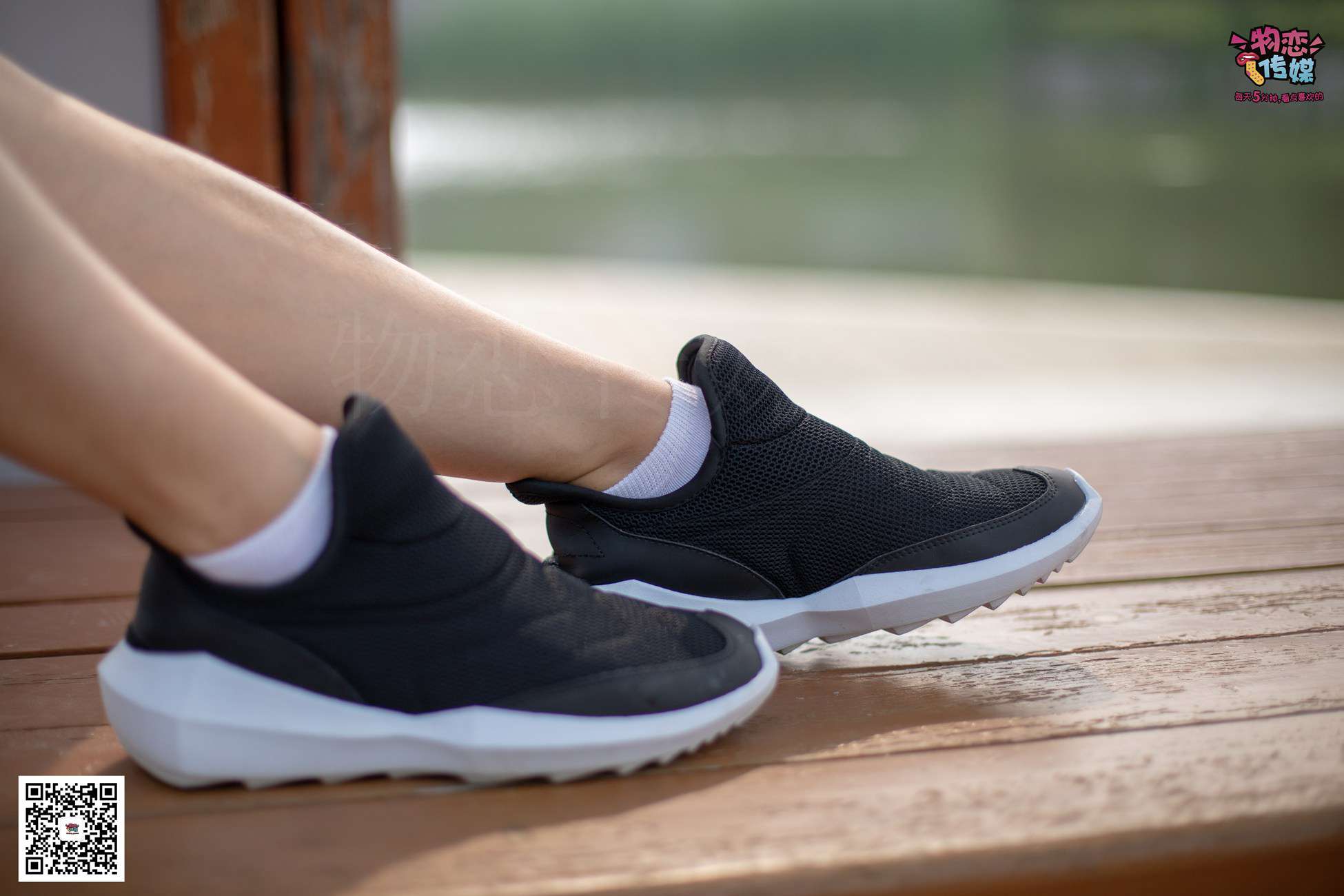 图片[129]-物恋传媒 No.032 清水出芙蓉,天然去雕饰,黑色跑鞋配纯纯白棉袜 [178P] – 速更版-美库