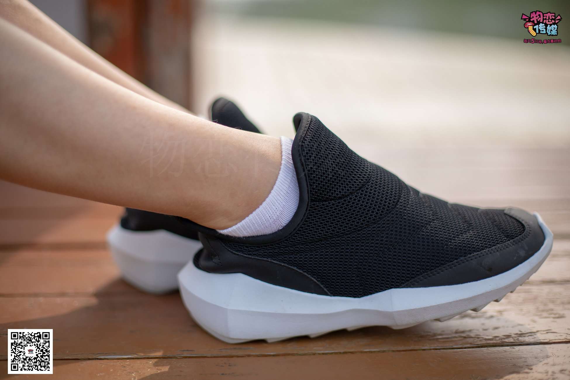 图片[131]-物恋传媒 No.032 清水出芙蓉,天然去雕饰,黑色跑鞋配纯纯白棉袜 [178P] – 速更版-美库