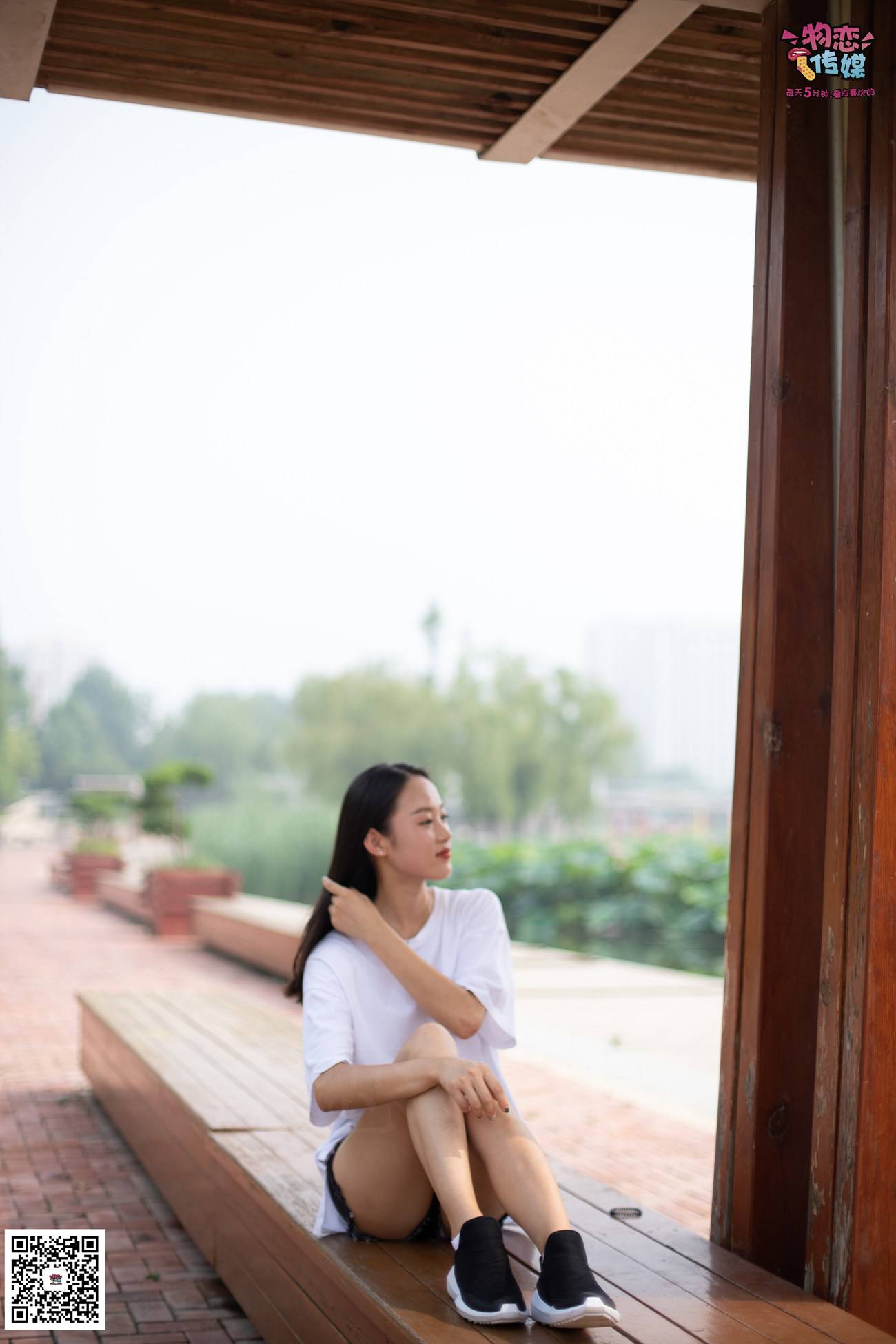 图片[138]-物恋传媒 No.032 清水出芙蓉,天然去雕饰,黑色跑鞋配纯纯白棉袜 [178P] – 速更版-美库