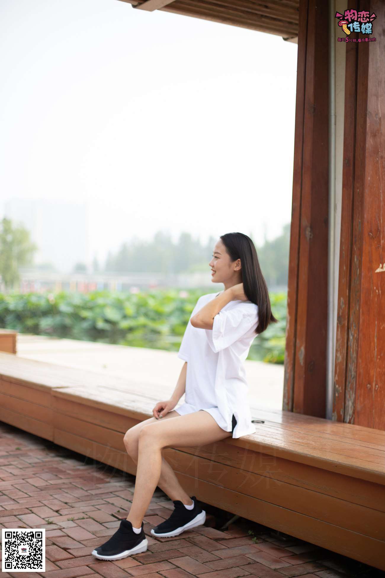 图片[150]-物恋传媒 No.032 清水出芙蓉,天然去雕饰,黑色跑鞋配纯纯白棉袜 [178P] – 速更版-美库