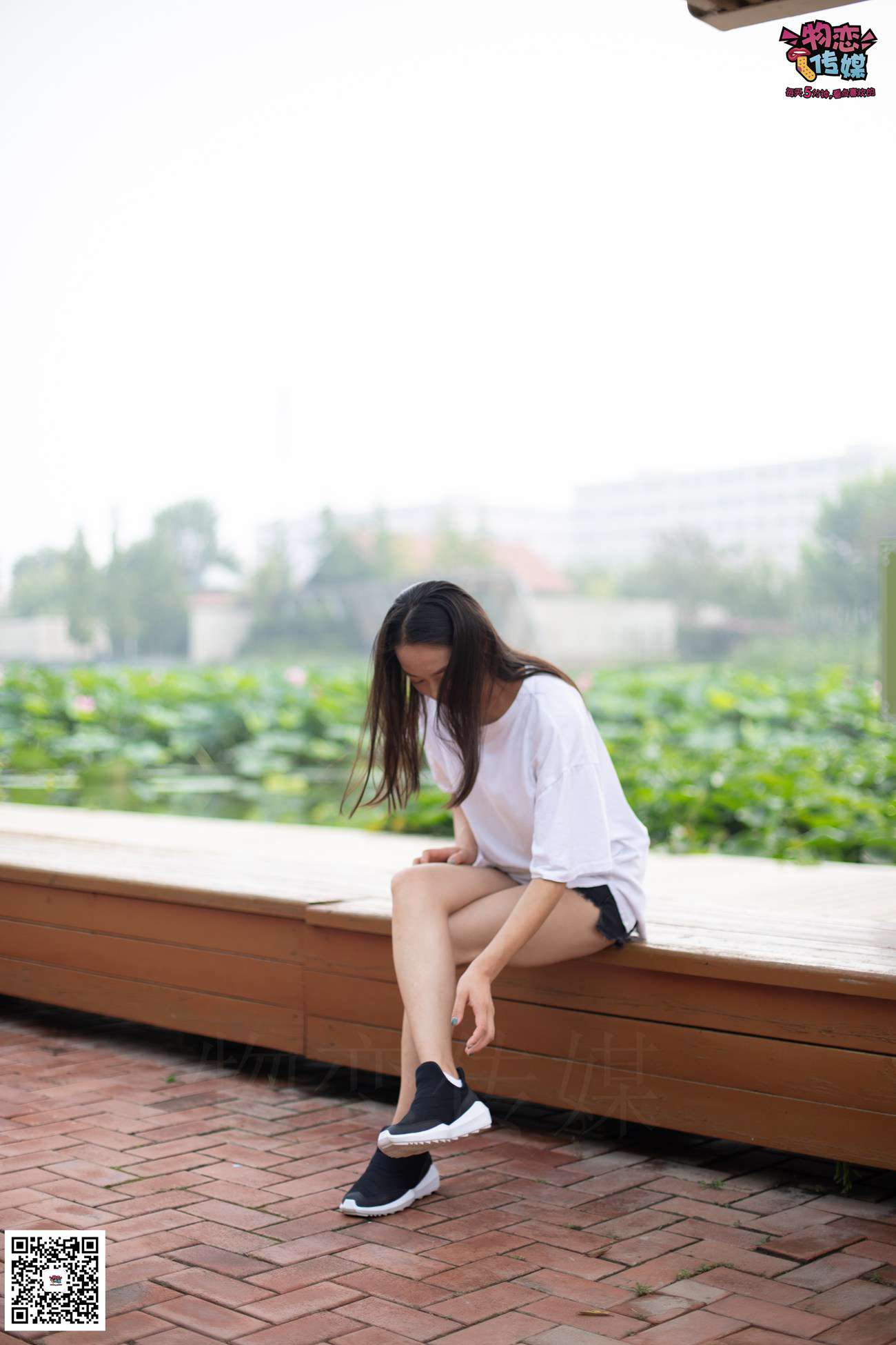 图片[155]-物恋传媒 No.032 清水出芙蓉,天然去雕饰,黑色跑鞋配纯纯白棉袜 [178P] – 速更版-美库