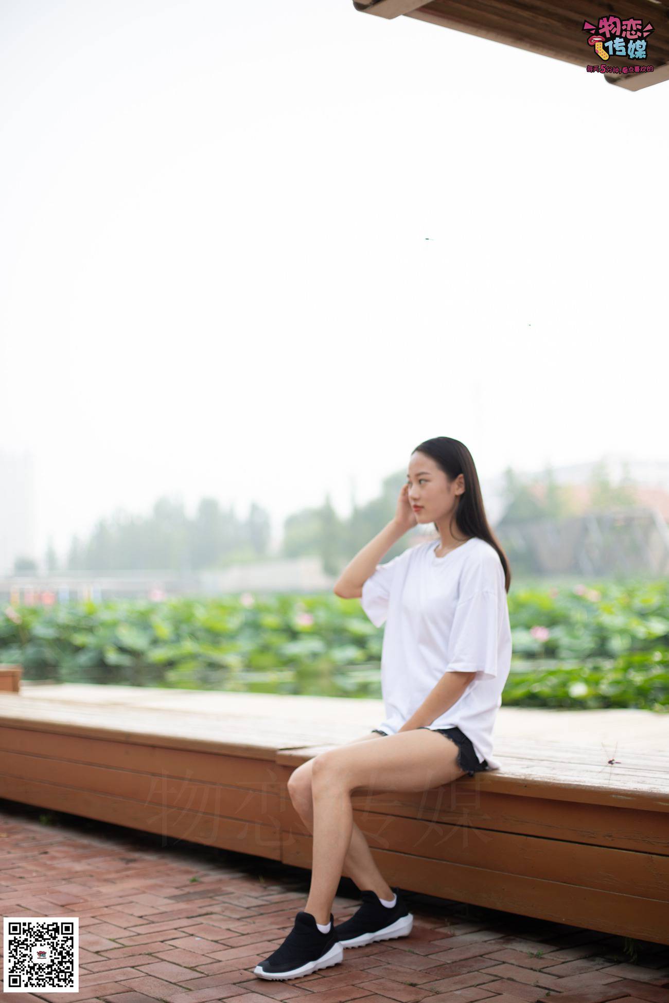 图片[159]-物恋传媒 No.032 清水出芙蓉,天然去雕饰,黑色跑鞋配纯纯白棉袜 [178P] – 速更版-美库