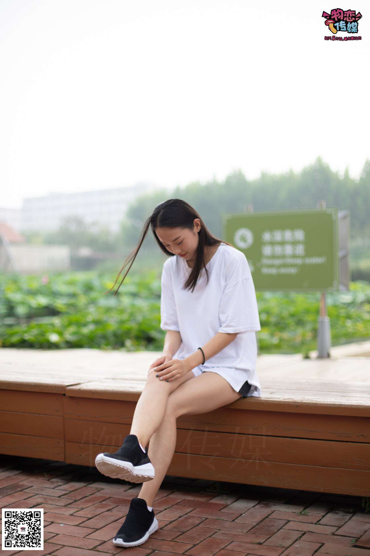 图片[166]-物恋传媒 No.032 清水出芙蓉,天然去雕饰,黑色跑鞋配纯纯白棉袜 [178P] – 速更版-美库