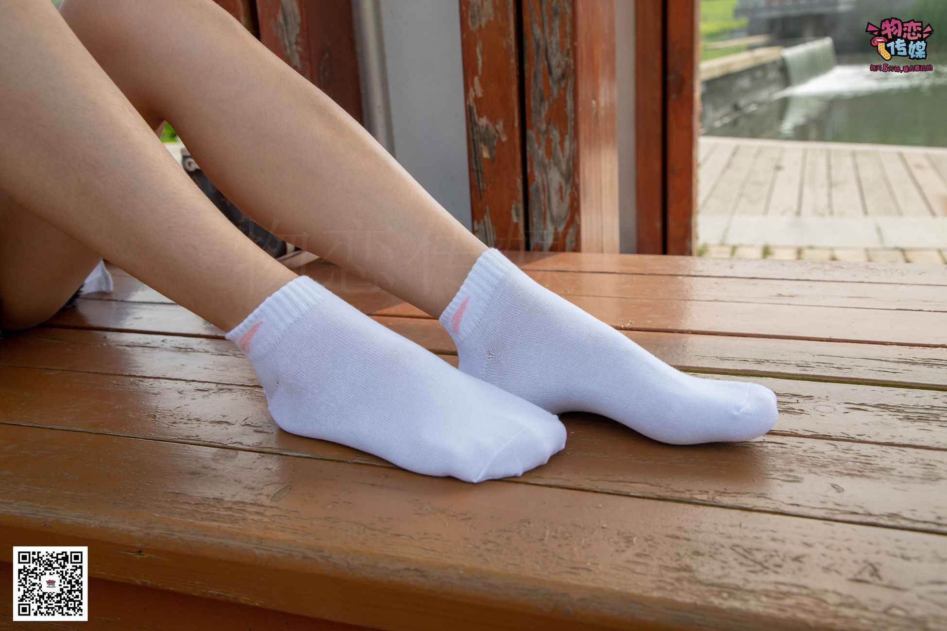 图片[172]-物恋传媒 No.032 清水出芙蓉,天然去雕饰,黑色跑鞋配纯纯白棉袜 [178P] – 速更版-美库