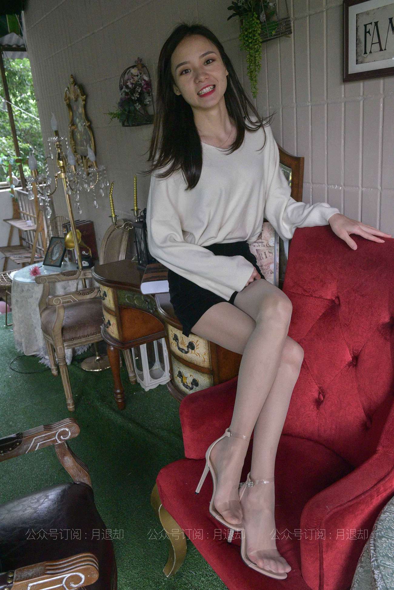 图片[14]-[IESS异思趣向] 耽丝 210307 红椅上舞蹈的肉丝小六[91P] – 速更版-美库