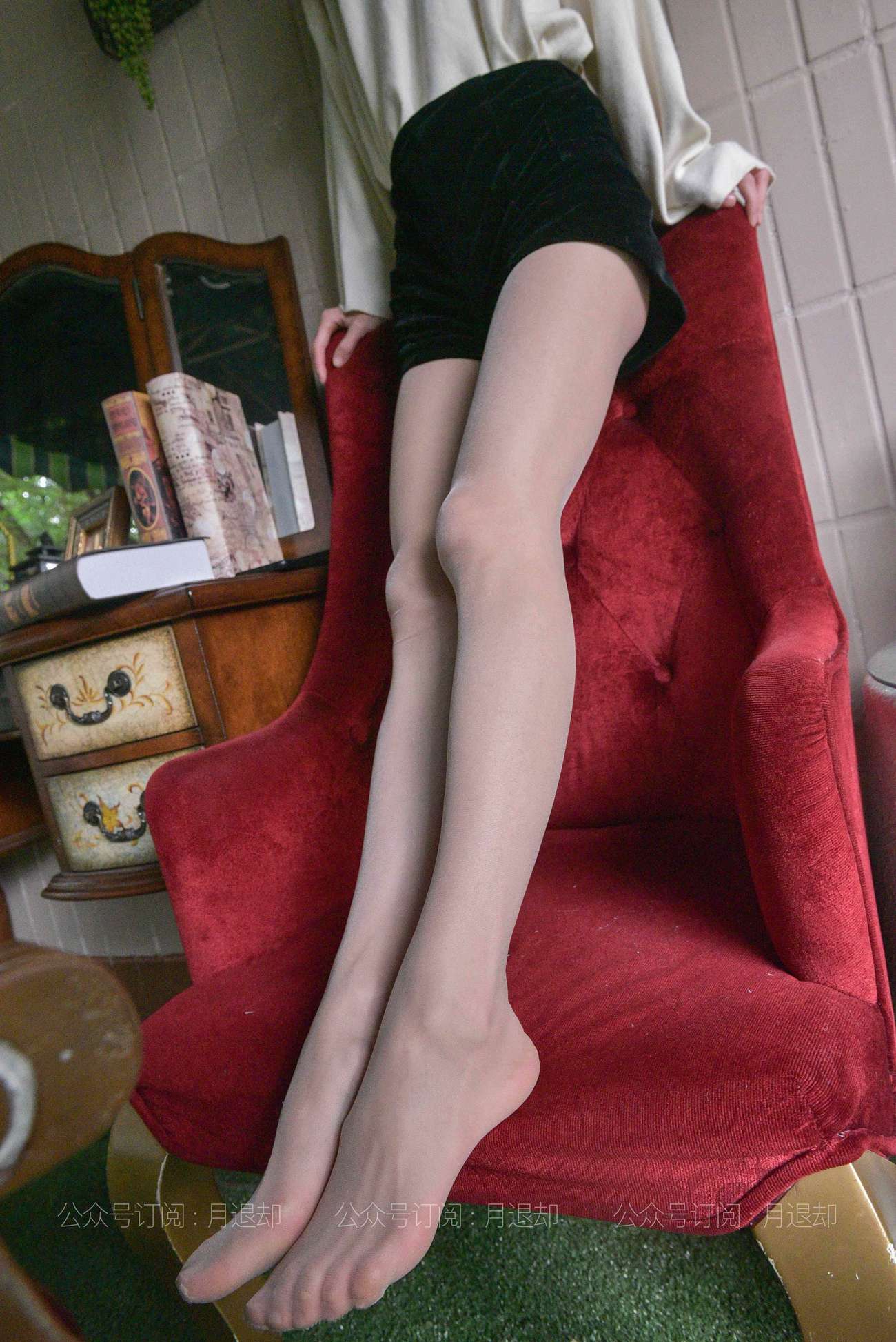 图片[29]-[IESS异思趣向] 耽丝 210307 红椅上舞蹈的肉丝小六[91P] – 速更版-美库