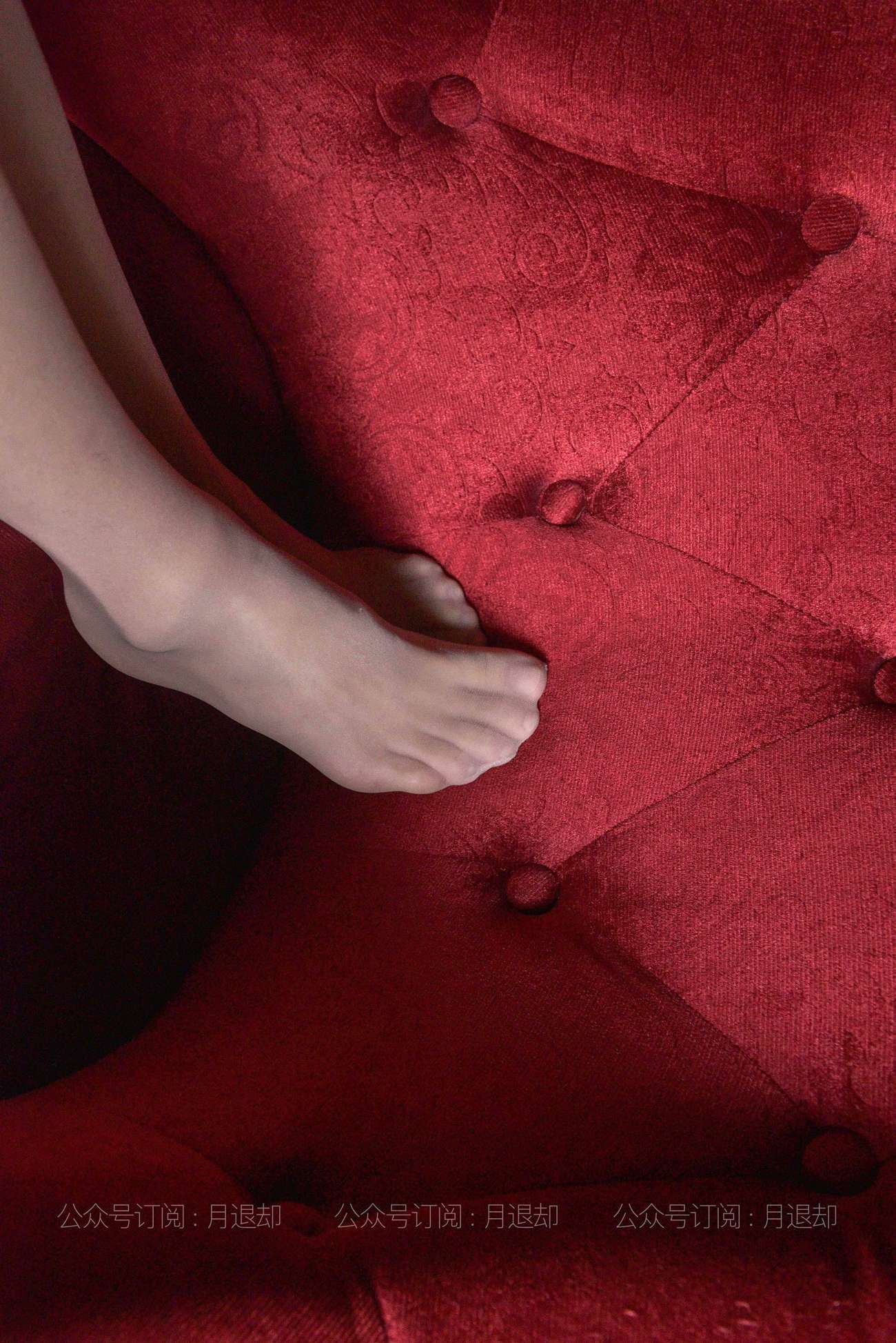 图片[40]-[IESS异思趣向] 耽丝 210307 红椅上舞蹈的肉丝小六[91P] – 速更版-美库