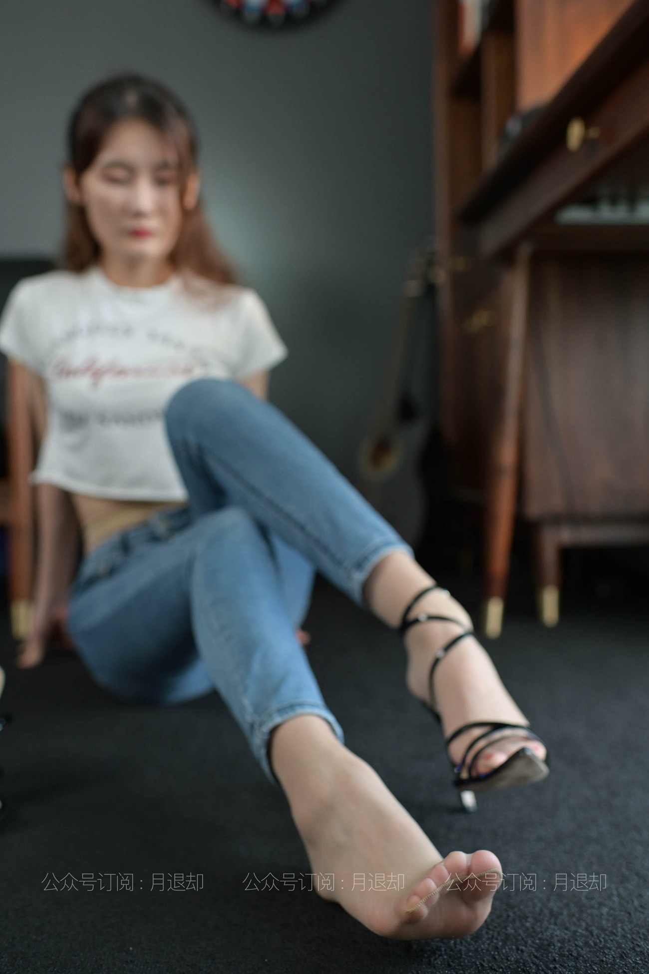 图片[21]-[IESS异思趣向] 耽丝 210308 紫薇的肉丝牛仔裤 [81P] – 速更版-美库