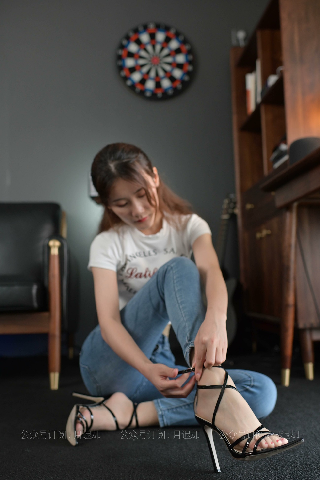 图片[31]-[IESS异思趣向] 耽丝 210308 紫薇的肉丝牛仔裤 [81P] – 速更版-美库