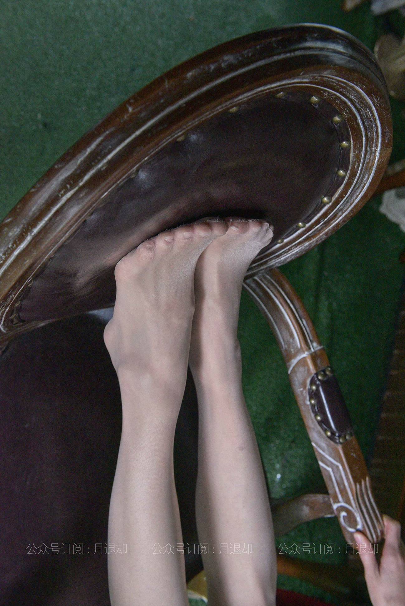 图片[67]-[IESS异思趣向] 耽丝 210307 红椅上舞蹈的肉丝小六[91P] – 速更版-美库