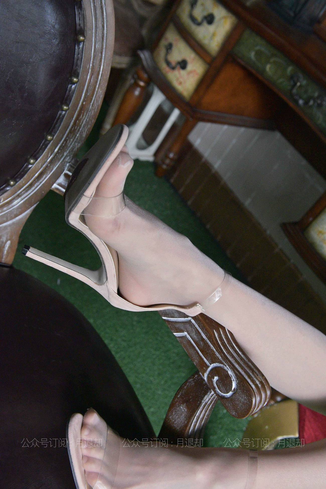 图片[74]-[IESS异思趣向] 耽丝 210307 红椅上舞蹈的肉丝小六[91P] – 速更版-美库