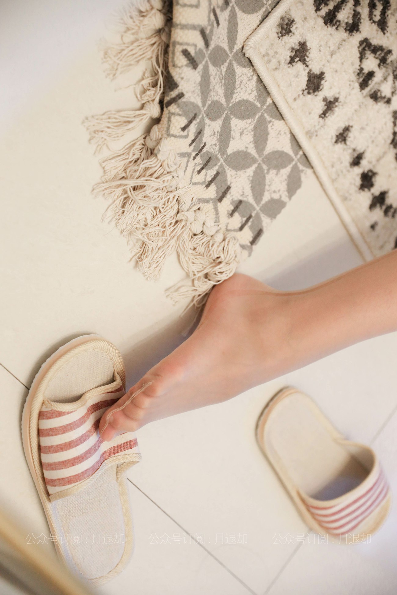 图片[41]-[IESS异思趣向] 耽丝 210310 在家发呆的宁宁 [89P] – 速更版-美库