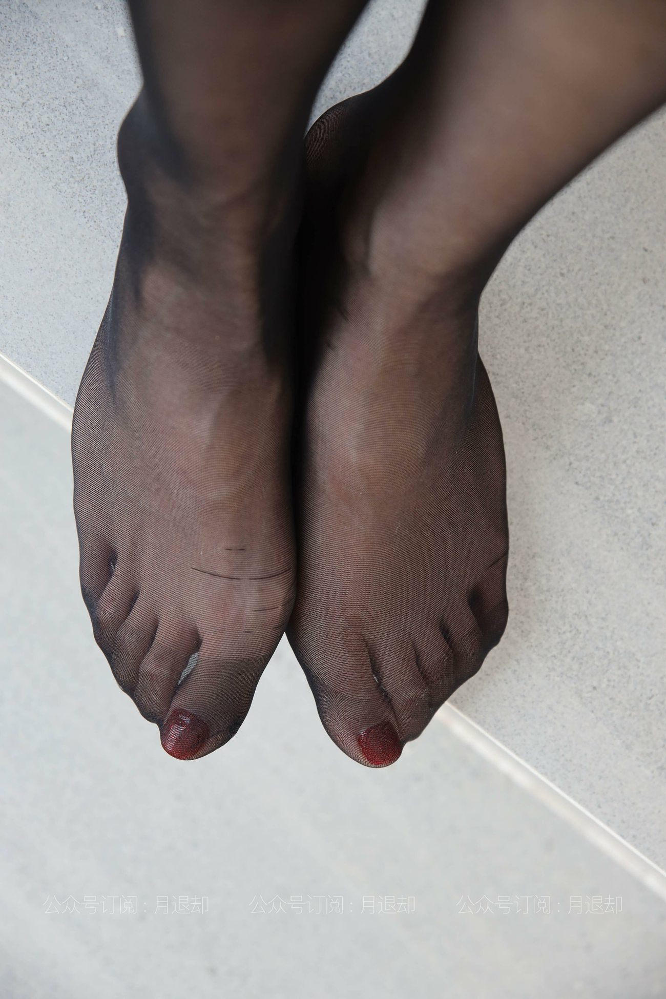 图片[34]-[IESS异思趣向] 耽丝 210314 飘飘的红色高跟鞋 [61P] – 速更版-美库