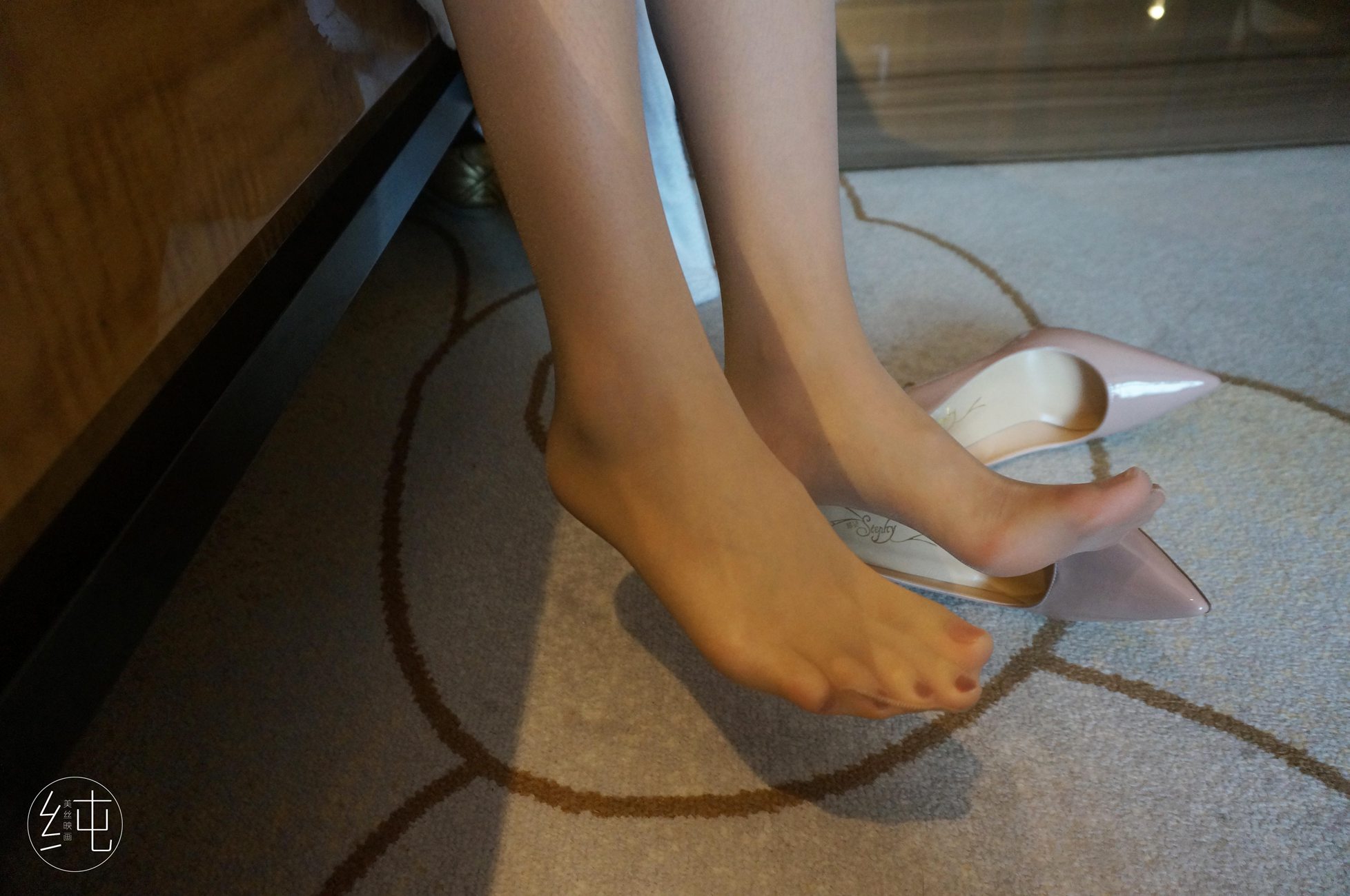 图片[30]-[美丝映画]VOL.002《小姐姐酒店浴袍肉丝上集》[71P] – 速更版-美库