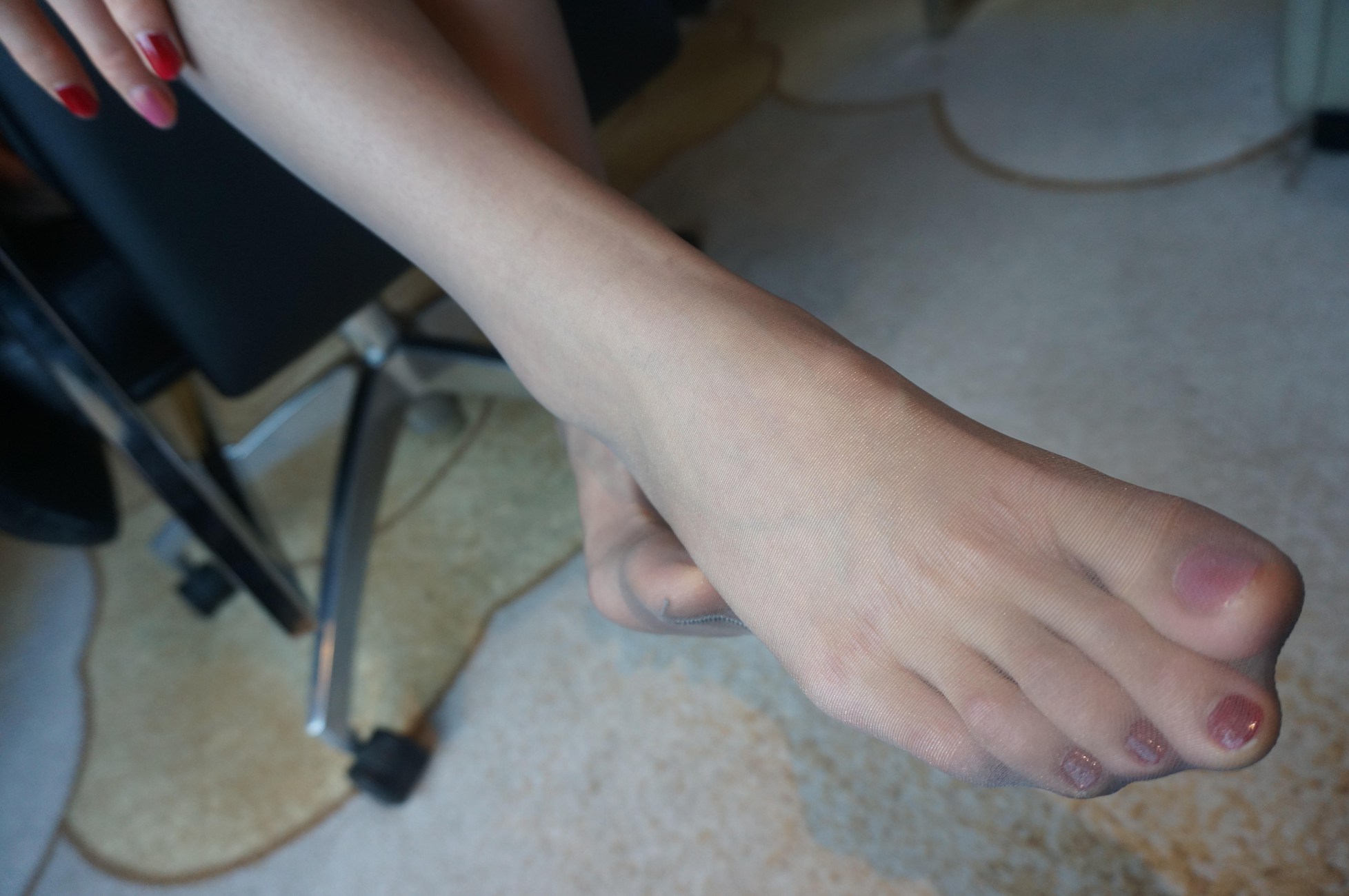 图片[29]-[美丝映画]VOL.003《小姐姐酒店浴袍肉丝下集》[75P] – 速更版-美库