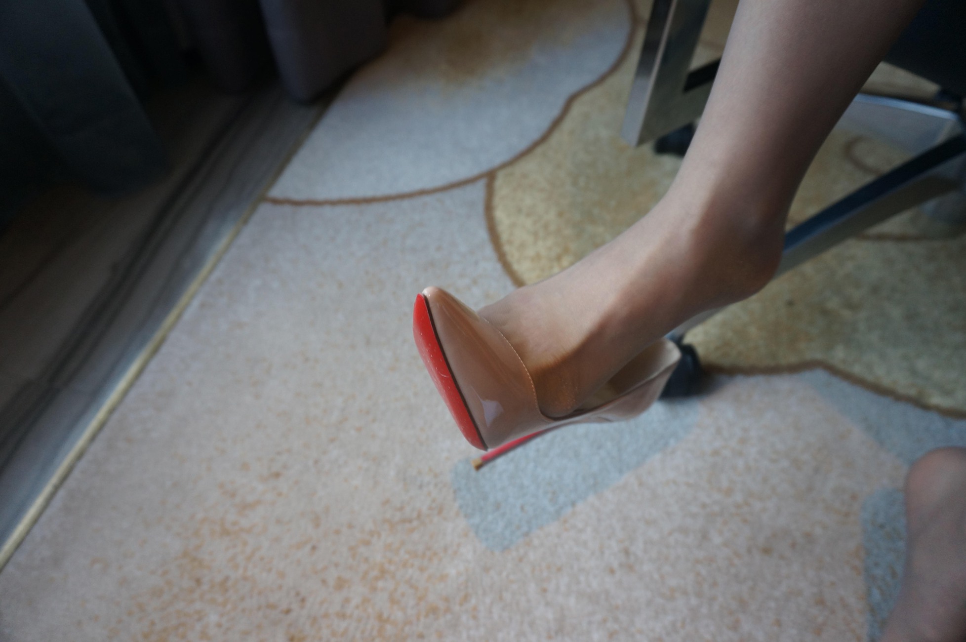 图片[42]-[美丝映画]VOL.003《小姐姐酒店浴袍肉丝下集》[75P] – 速更版-美库