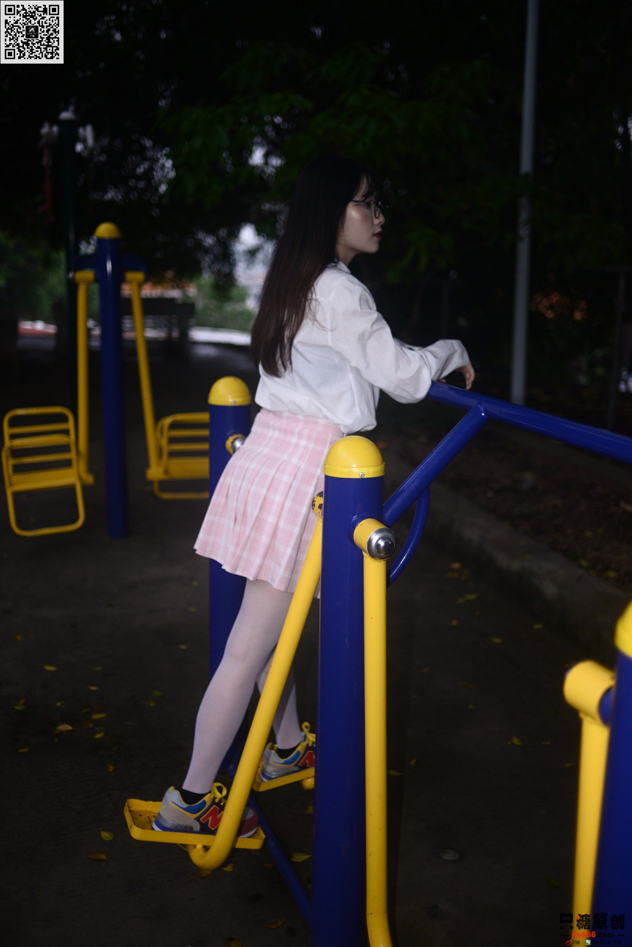 图片[141]-[只糖原创]定制002 优米 糟糕又被生活叫醒[151P] – 速更版-美库