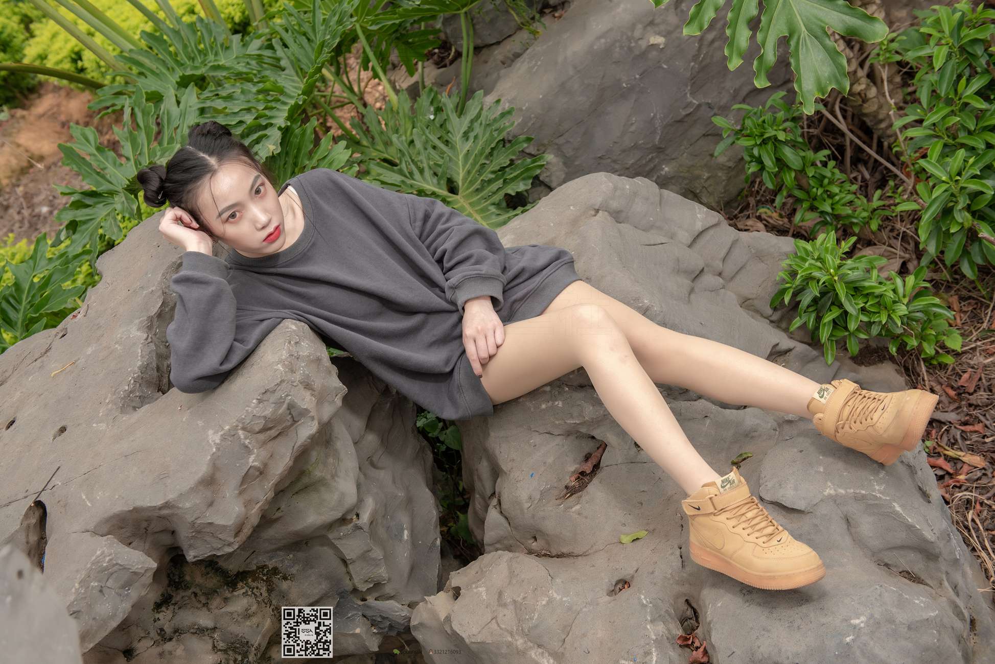 图片[100]-[SSA丝社]超清写真 NO.125 大大 腿模大大的郊外踏青之旅[154P] – 速更版-美库