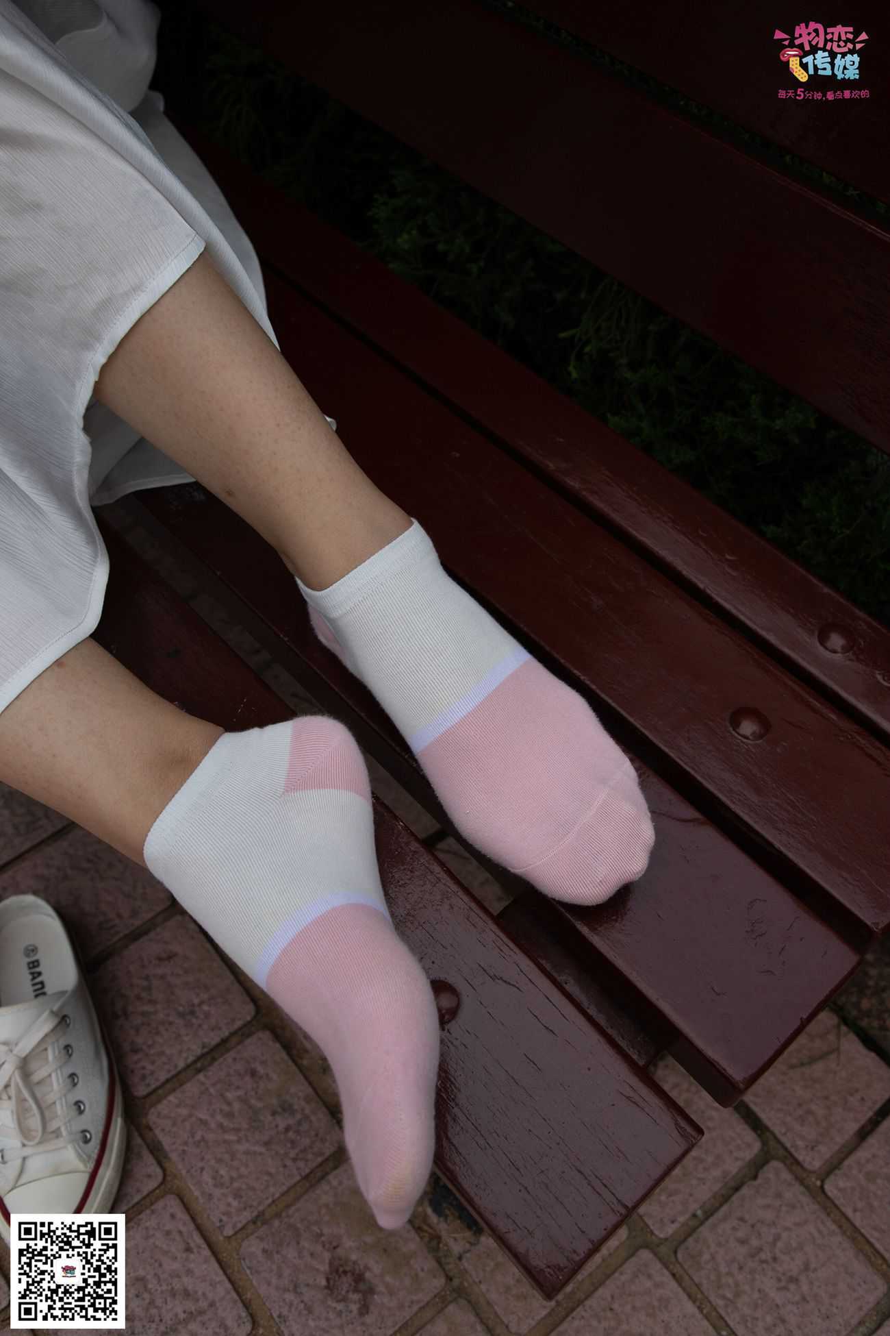 图片[78]-勿恋传媒 No.037 海边的白百合公园长椅休闲镁足[164P] – 速更版-美库