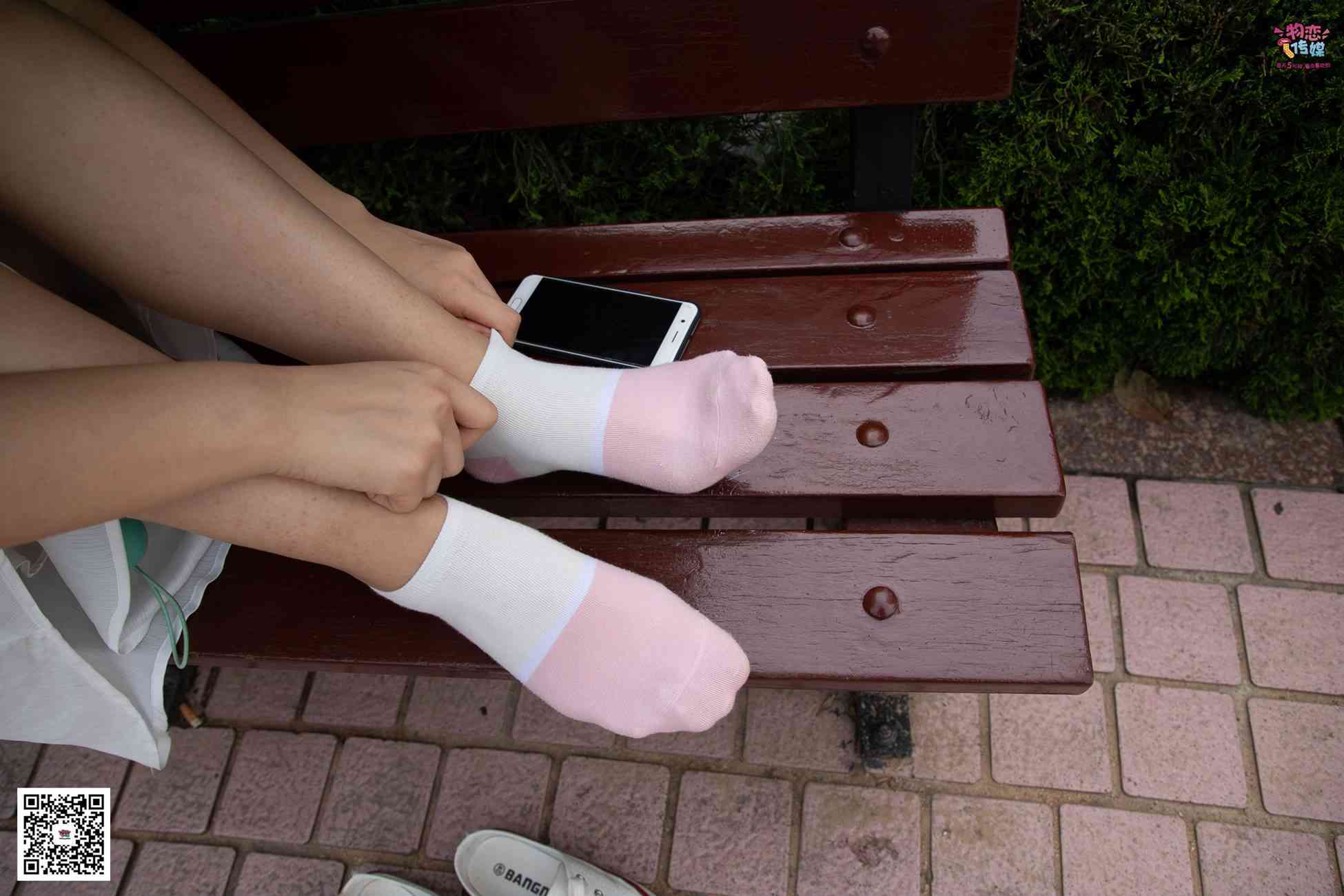 图片[163]-勿恋传媒 No.037 海边的白百合公园长椅休闲镁足[164P] – 速更版-美库