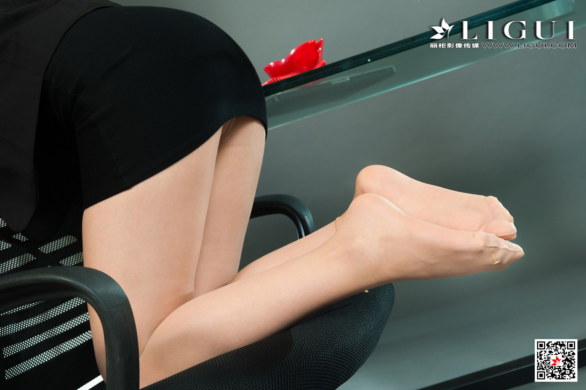 图片[38]-[Ligui丽柜]2021.08.09 《梦欲女同事》微微 [45+1P] – 速更版-美库