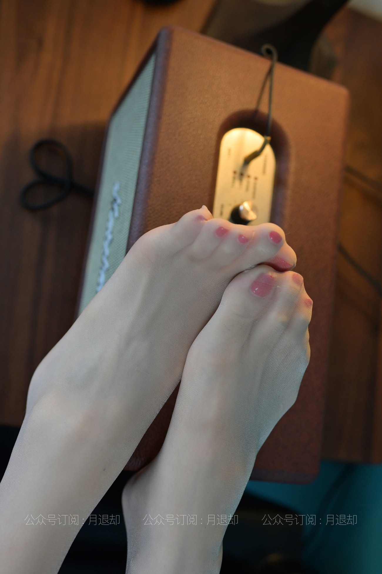 图片[19]-[IESS异思趣向] 耽丝 210323 语汐的性感吊带 [91P] – 速更版-美库