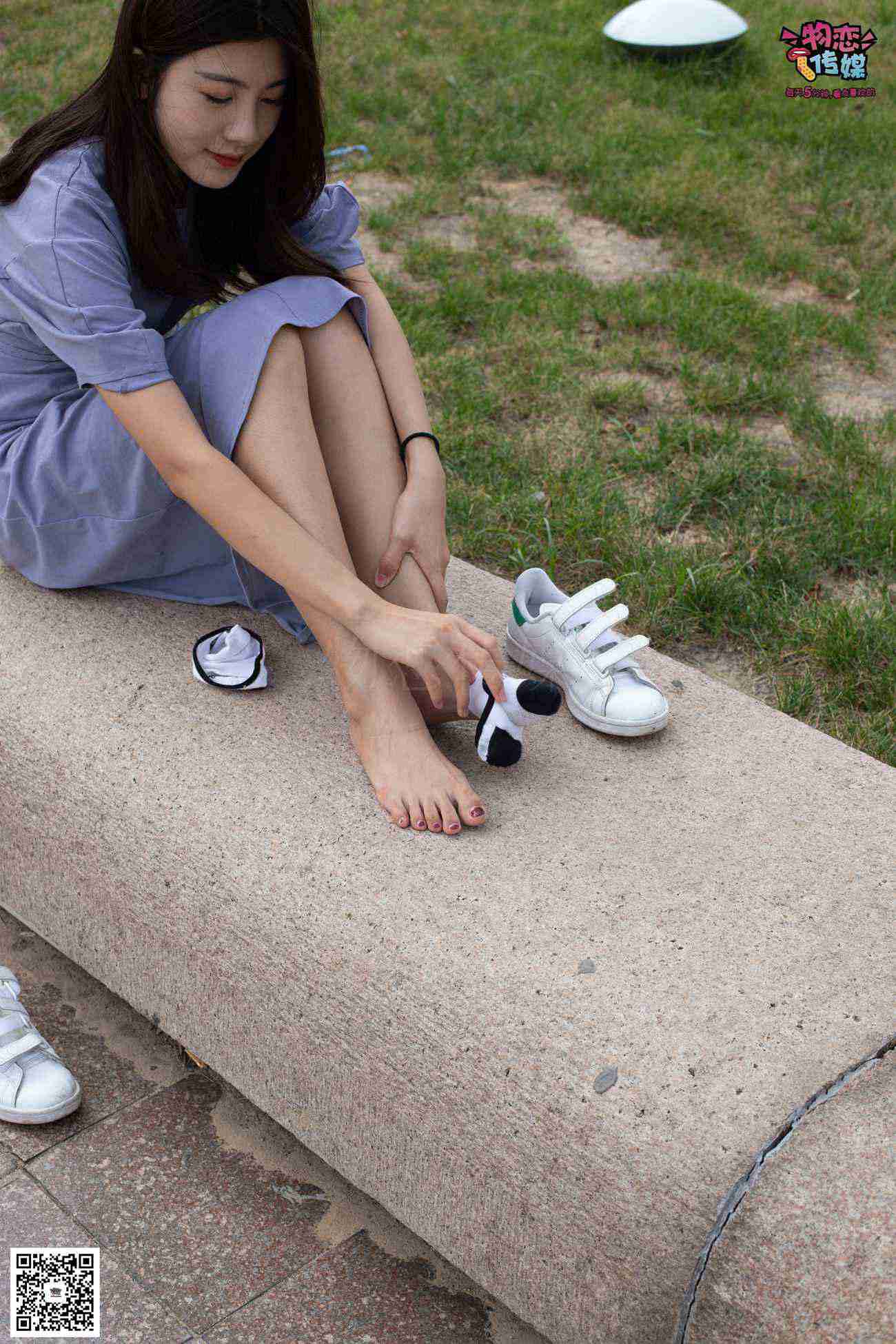 图片[15]-物恋传媒 No.043 湛蓝连衣裙搭配板鞋船袜,知性混搭自然美,耐克板鞋搭配白色船袜 [187P] – 速更版-美库