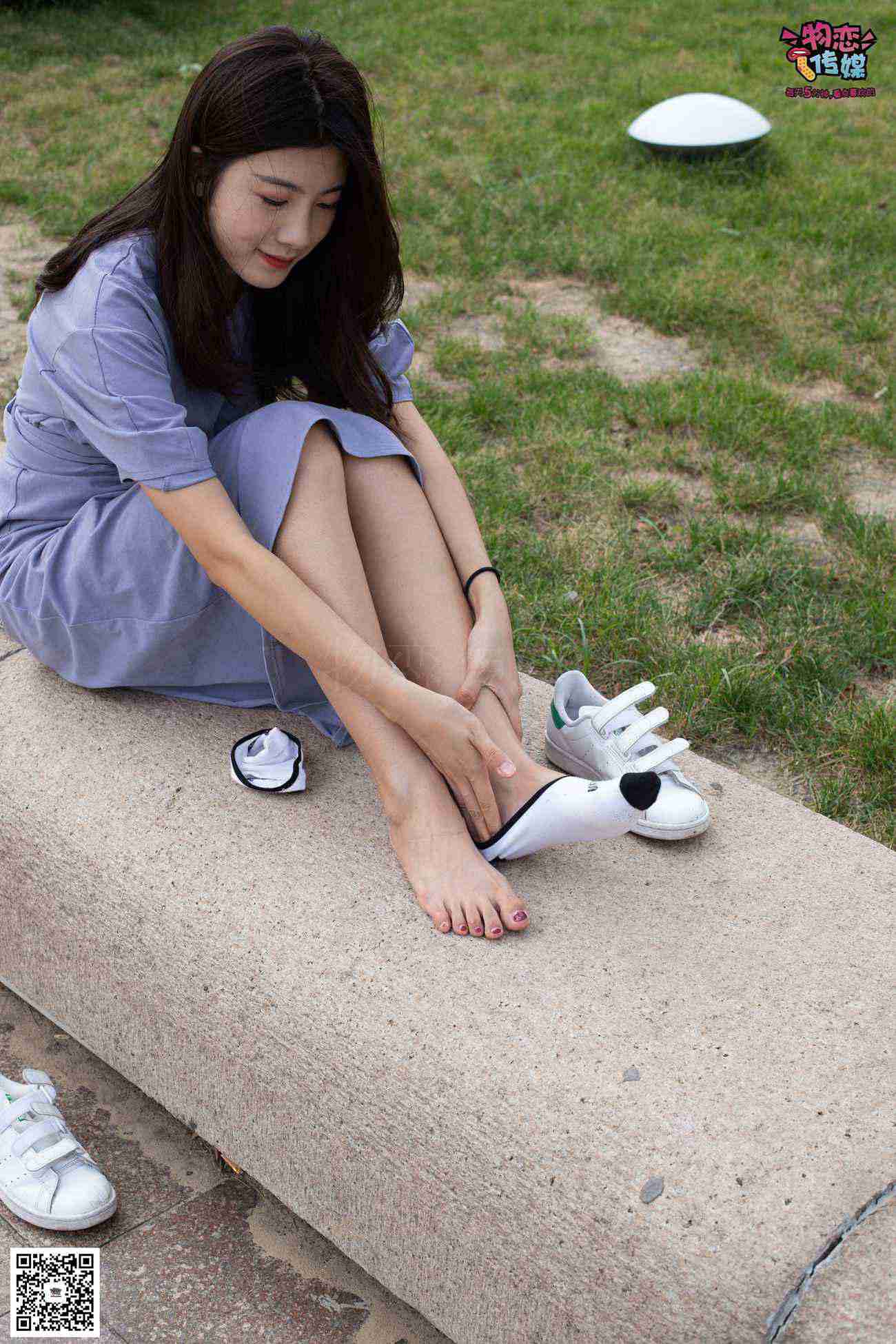 图片[19]-物恋传媒 No.043 湛蓝连衣裙搭配板鞋船袜,知性混搭自然美,耐克板鞋搭配白色船袜 [187P] – 速更版-美库