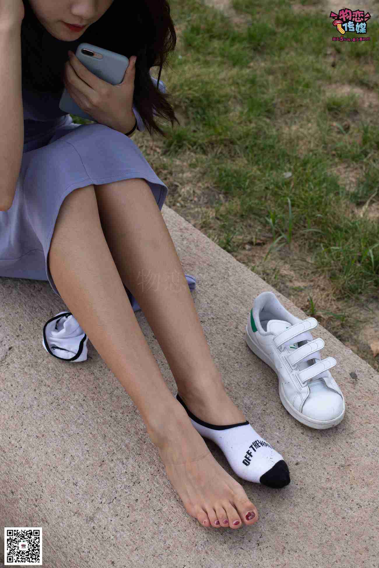 图片[20]-物恋传媒 No.043 湛蓝连衣裙搭配板鞋船袜,知性混搭自然美,耐克板鞋搭配白色船袜 [187P] – 速更版-美库