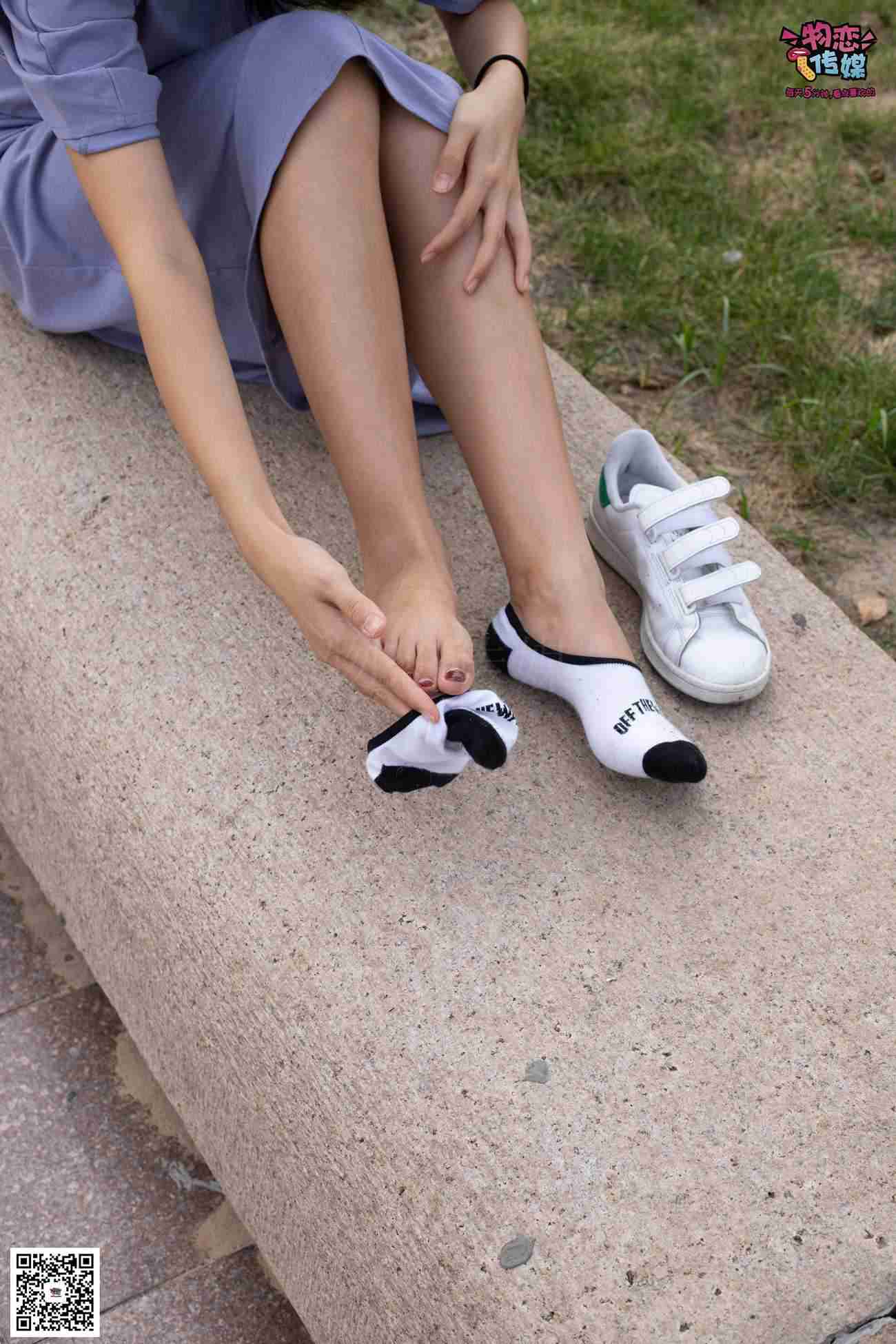 图片[26]-物恋传媒 No.043 湛蓝连衣裙搭配板鞋船袜,知性混搭自然美,耐克板鞋搭配白色船袜 [187P] – 速更版-美库