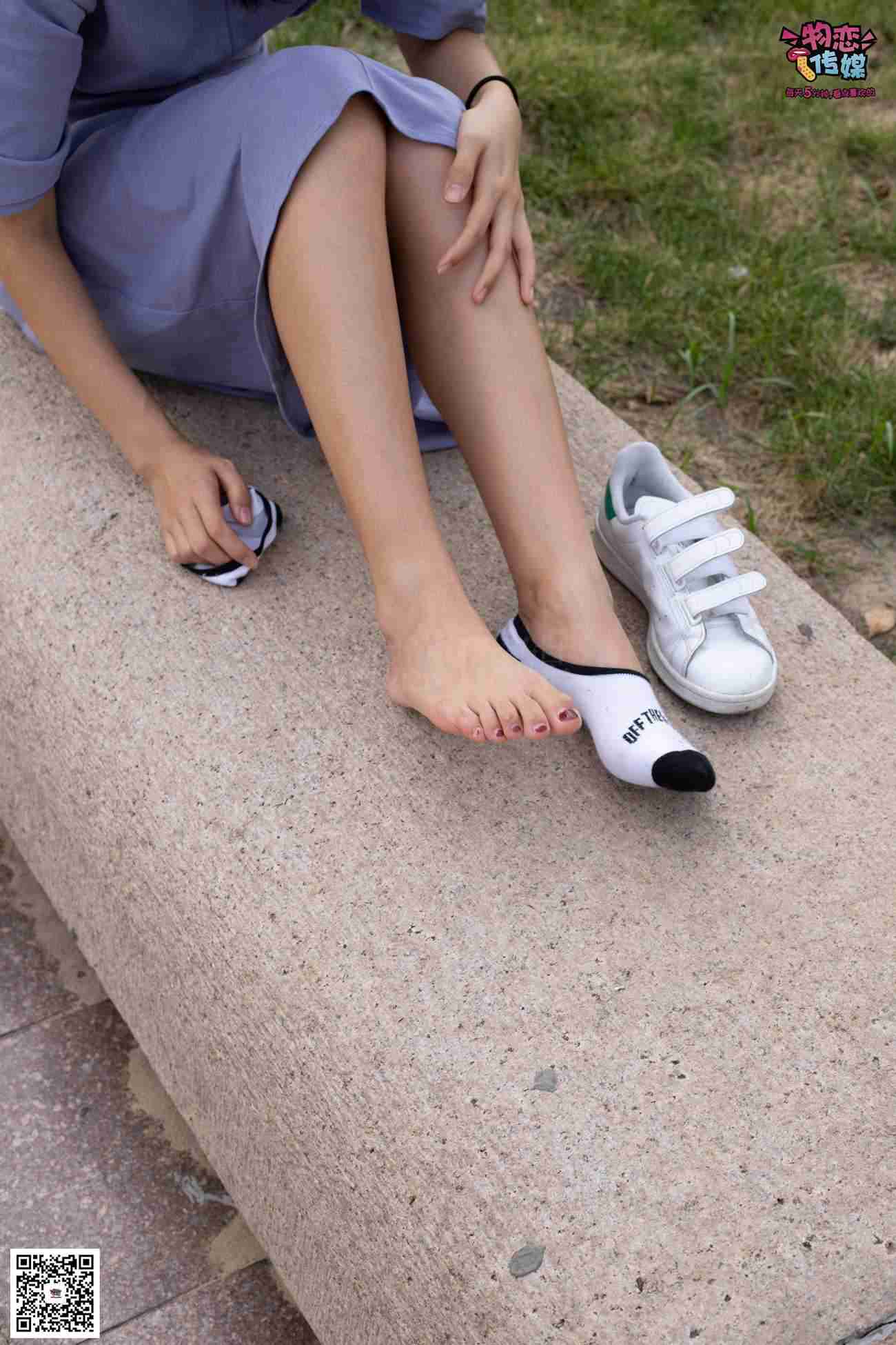 图片[27]-物恋传媒 No.043 湛蓝连衣裙搭配板鞋船袜,知性混搭自然美,耐克板鞋搭配白色船袜 [187P] – 速更版-美库