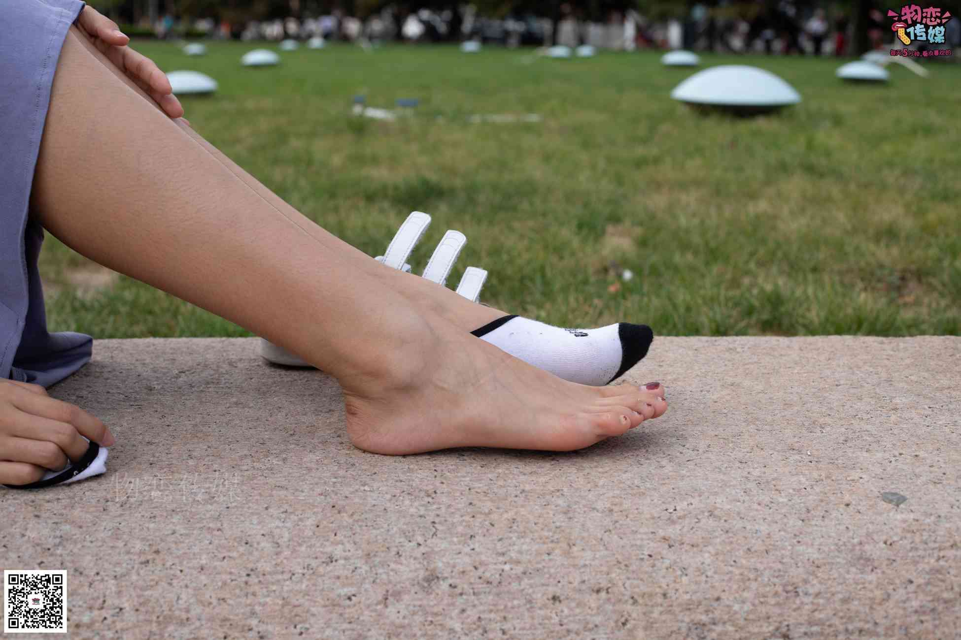 图片[28]-物恋传媒 No.043 湛蓝连衣裙搭配板鞋船袜,知性混搭自然美,耐克板鞋搭配白色船袜 [187P] – 速更版-美库