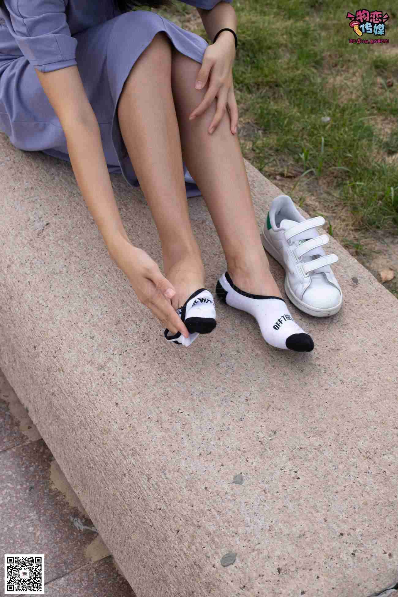 图片[31]-物恋传媒 No.043 湛蓝连衣裙搭配板鞋船袜,知性混搭自然美,耐克板鞋搭配白色船袜 [187P] – 速更版-美库