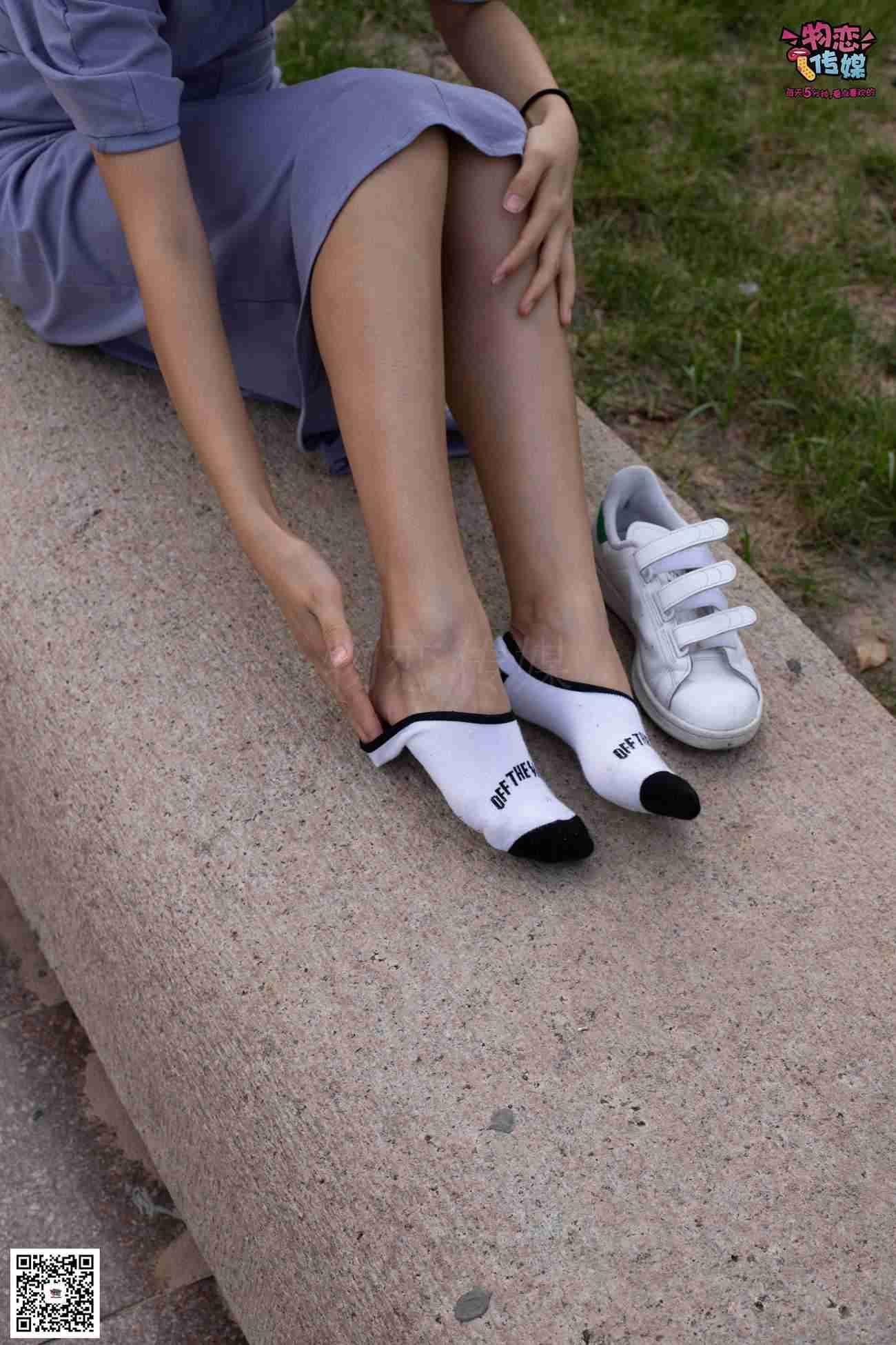 图片[34]-物恋传媒 No.043 湛蓝连衣裙搭配板鞋船袜,知性混搭自然美,耐克板鞋搭配白色船袜 [187P] – 速更版-美库