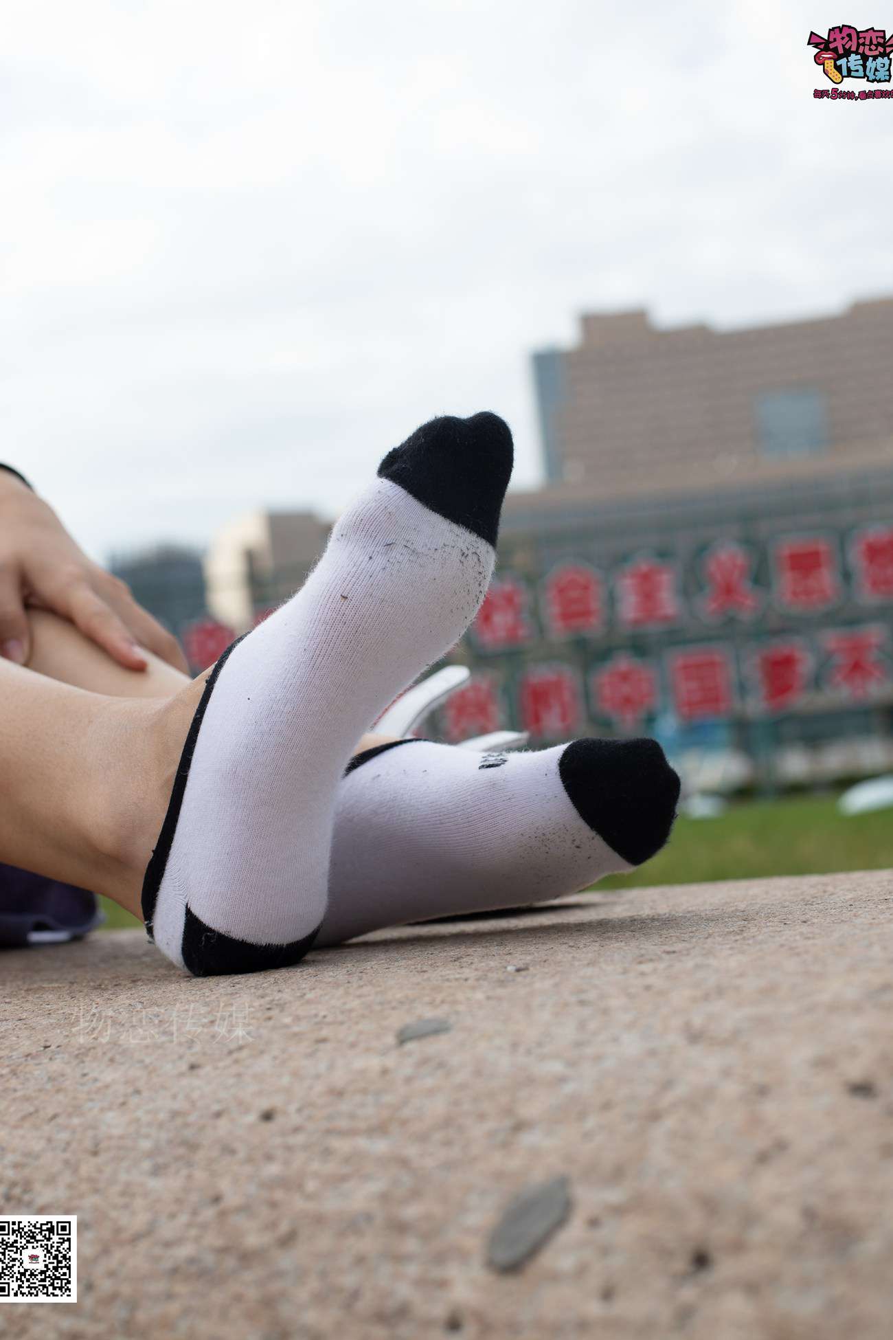 图片[40]-物恋传媒 No.043 湛蓝连衣裙搭配板鞋船袜,知性混搭自然美,耐克板鞋搭配白色船袜 [187P] – 速更版-美库