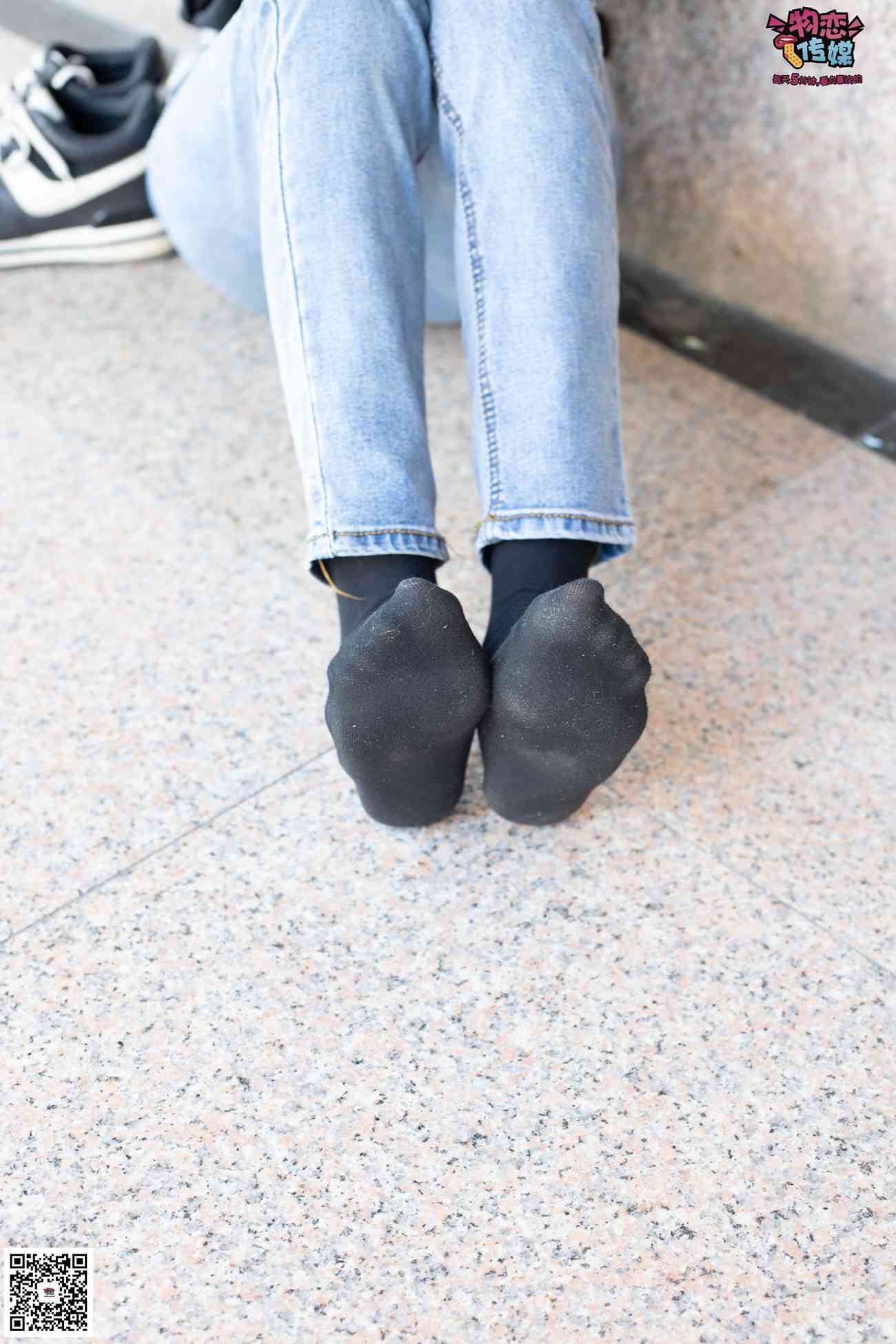 图片[19]-物恋传媒 No.047 丸子头的大眼妹,黑体恤搭配经典牛仔裤 [105P] – 速更版-美库