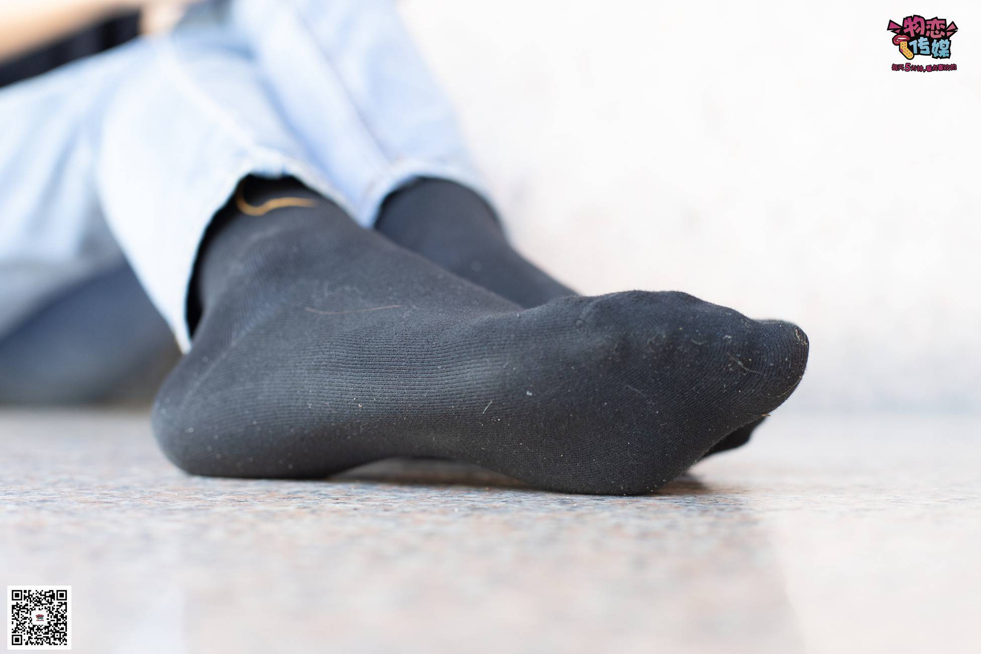 图片[21]-物恋传媒 No.047 丸子头的大眼妹,黑体恤搭配经典牛仔裤 [105P] – 速更版-美库