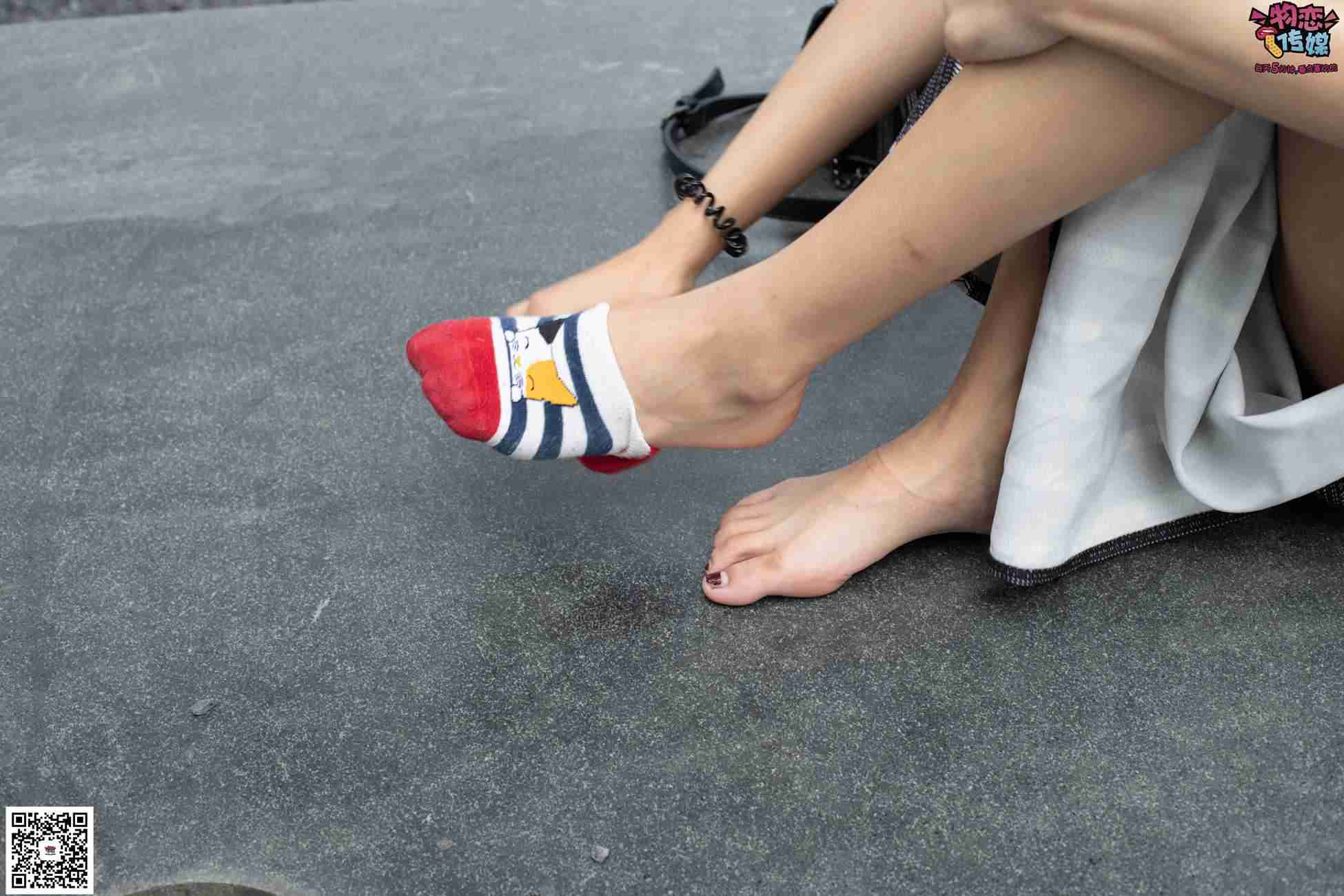 图片[13]-物恋传媒 No.048 潮不潮,先看脚,潮妹驾驭袜子鞋,街拍也要不服输~可爱小棉袜 [149P] – 速更版-美库