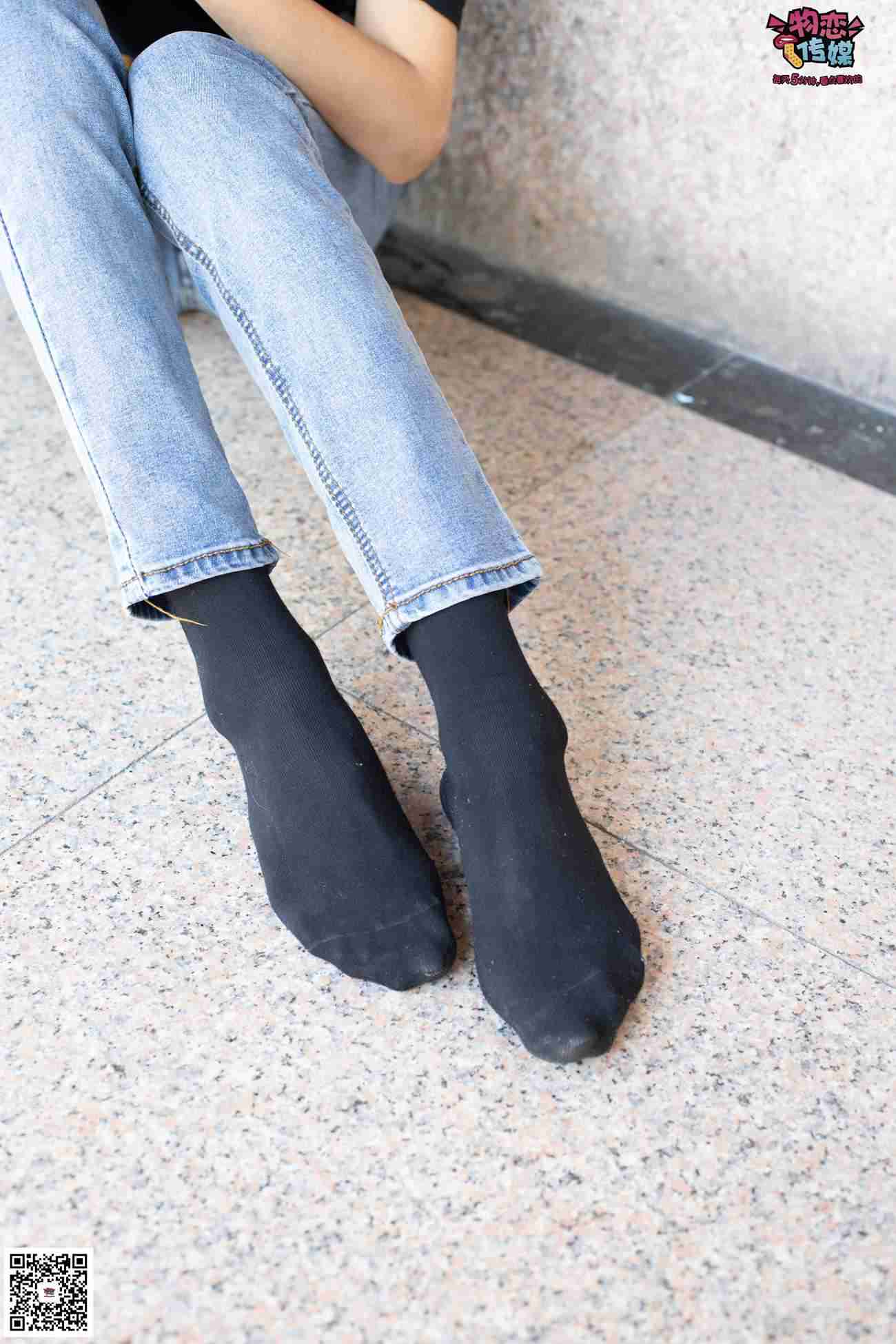 图片[23]-物恋传媒 No.047 丸子头的大眼妹,黑体恤搭配经典牛仔裤 [105P] – 速更版-美库