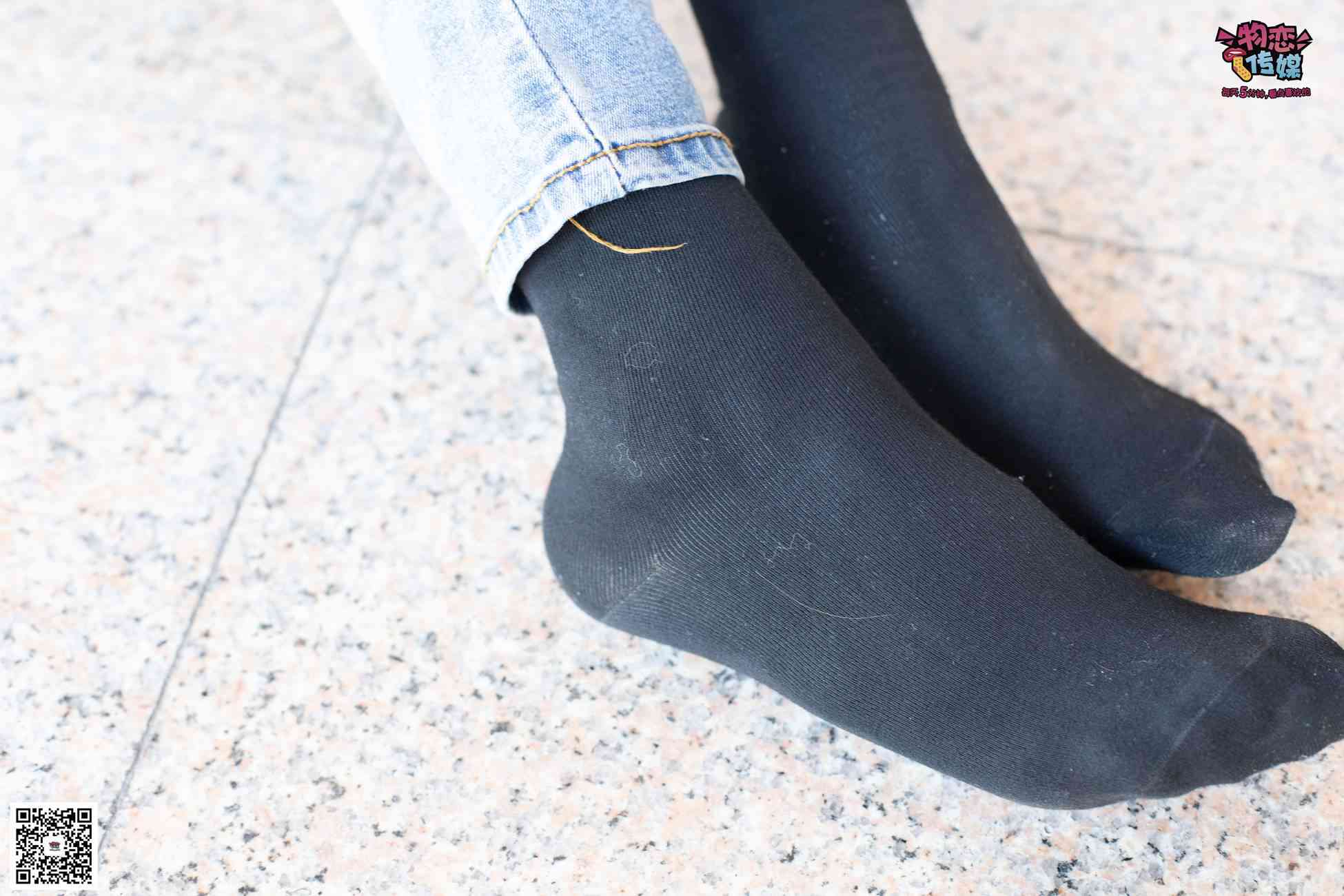 图片[25]-物恋传媒 No.047 丸子头的大眼妹,黑体恤搭配经典牛仔裤 [105P] – 速更版-美库